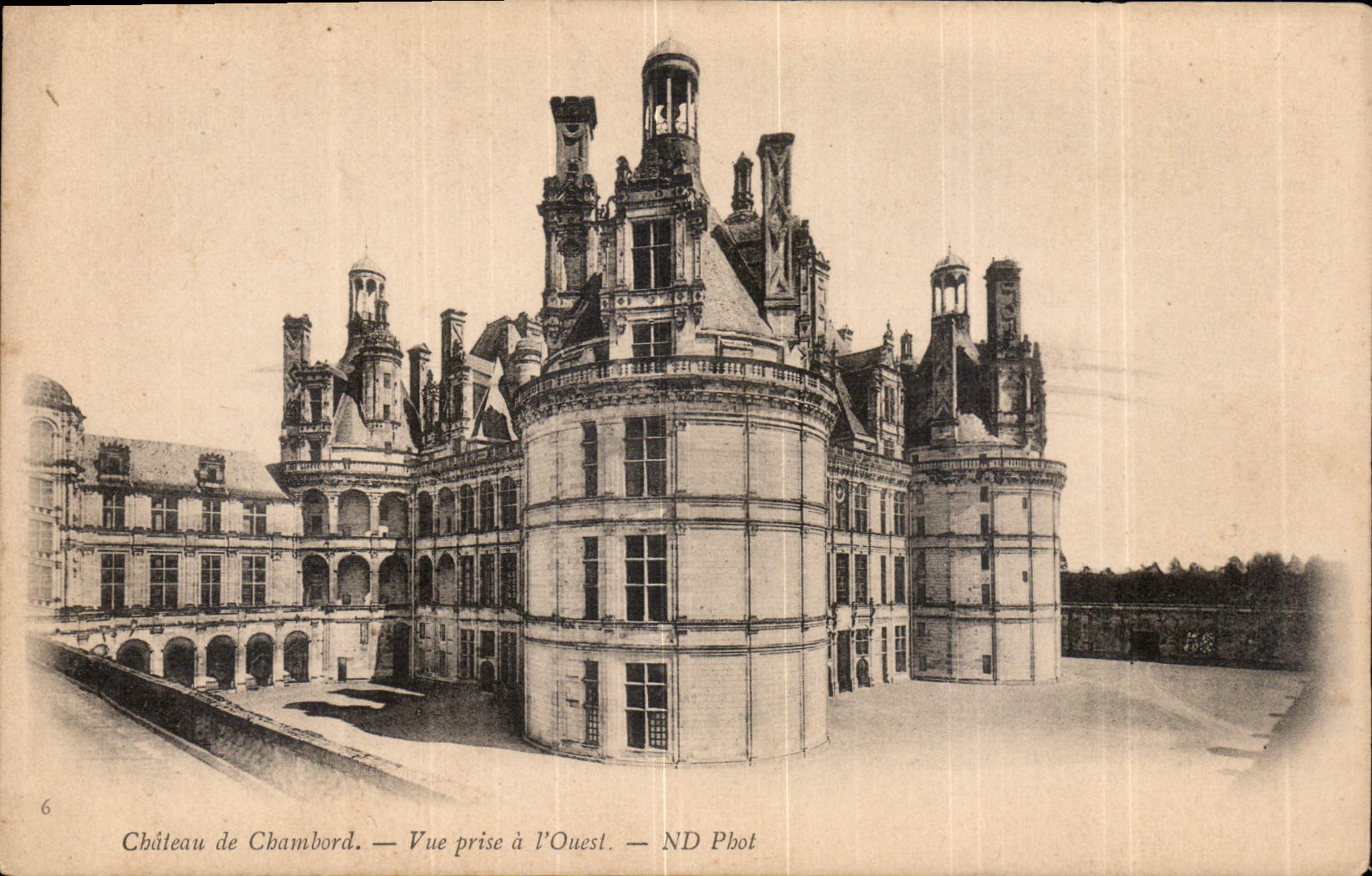 CPA Chateau de Chambord vue prise a l'Ouest
