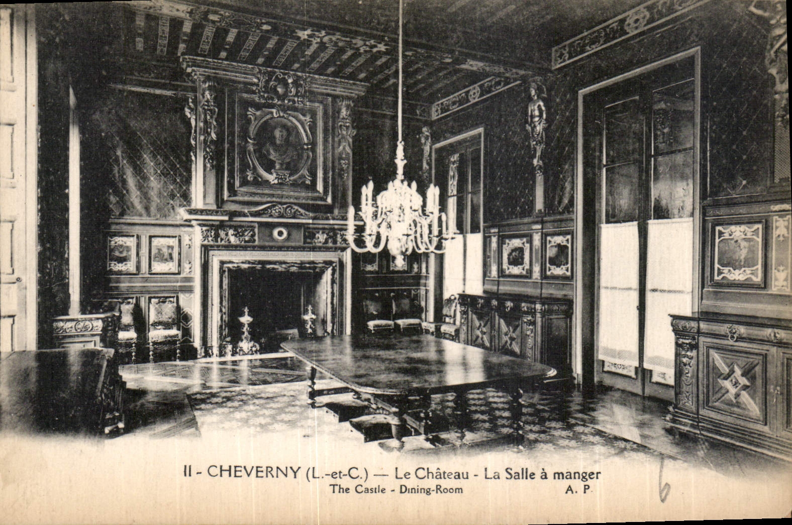CPA Cheverny L et C lke Chateau la Salle a Manger