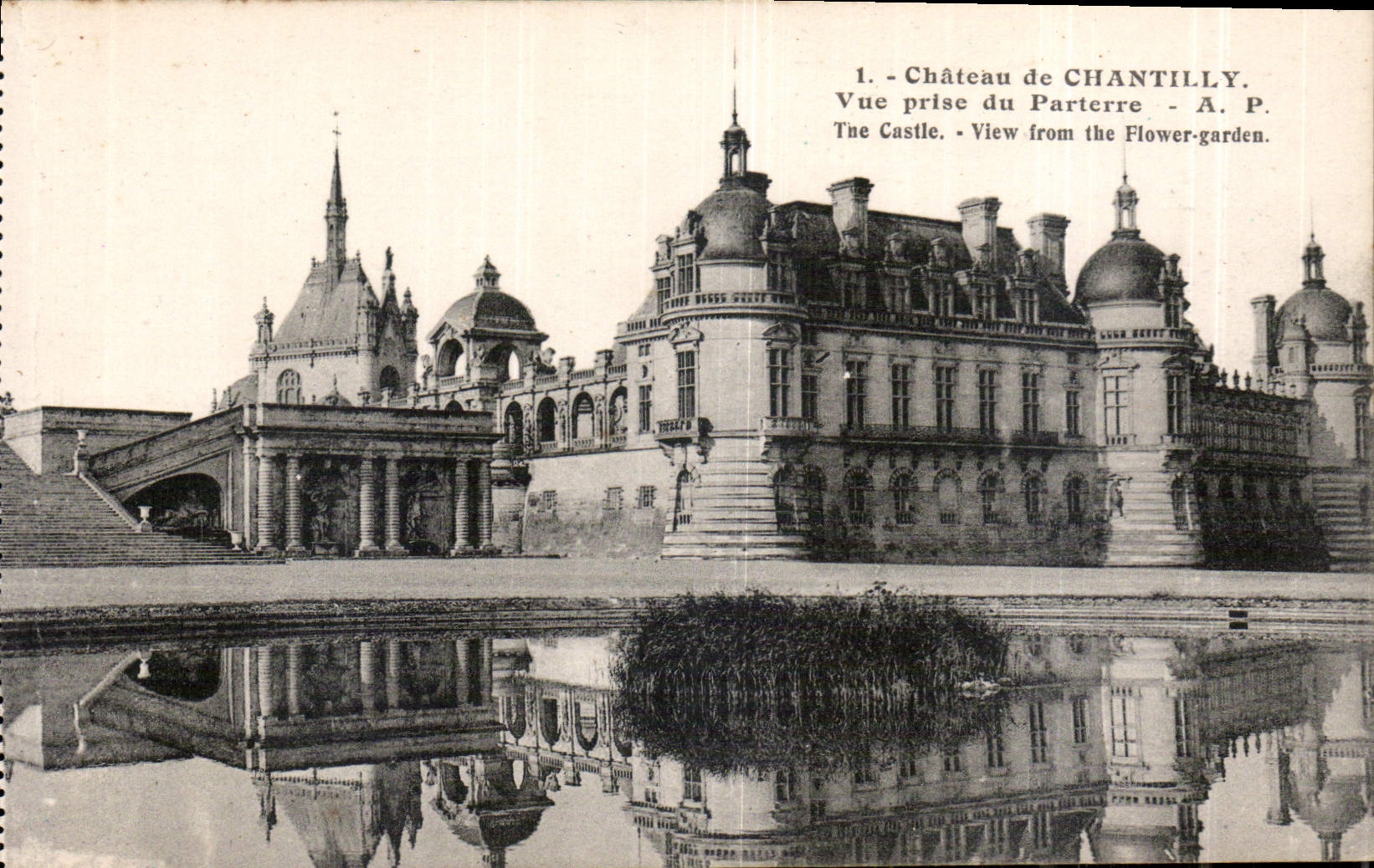 CPA Chateau de Chantilly vue prise du Parterre