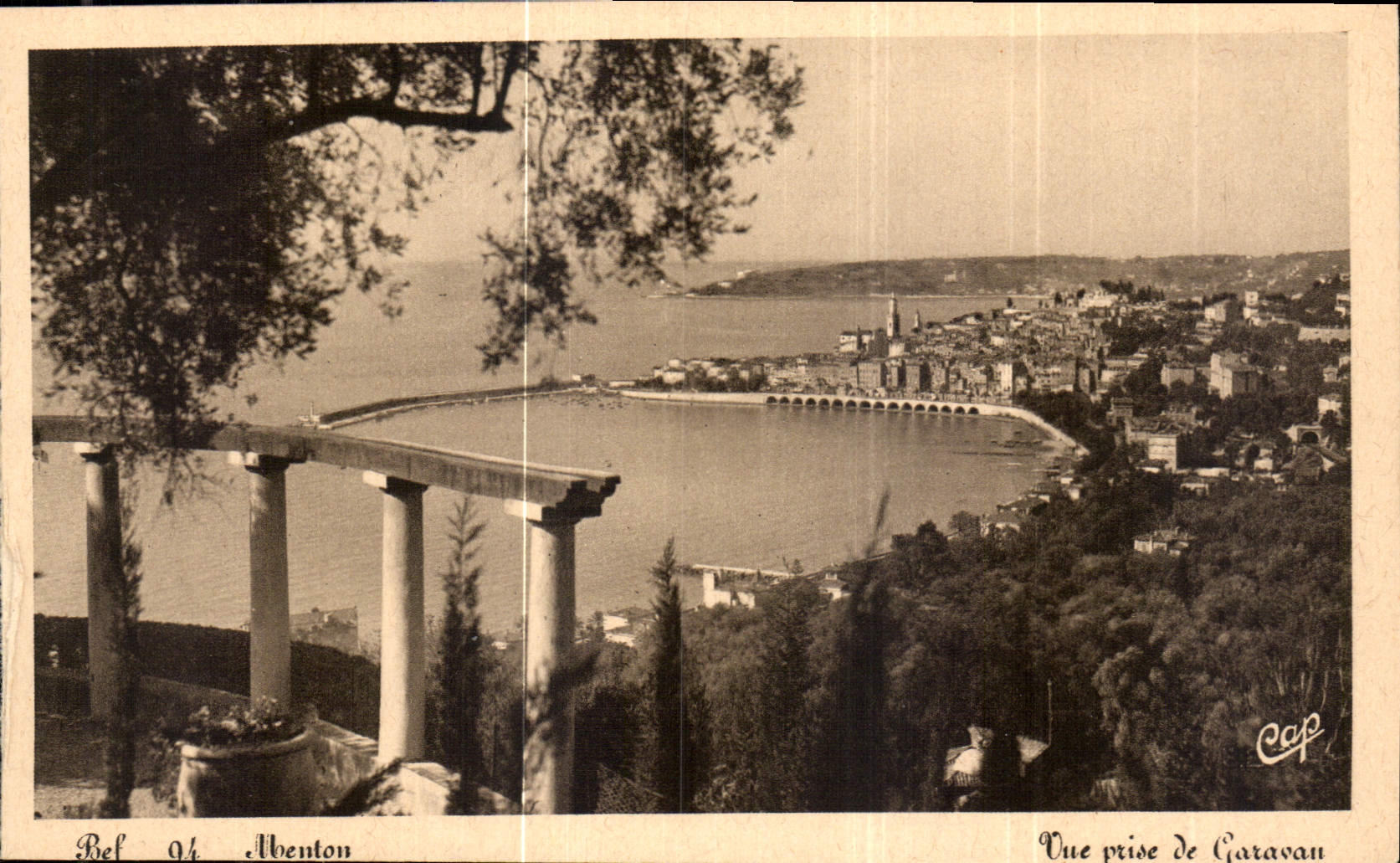 CPA Menton vue prise de Garavan 