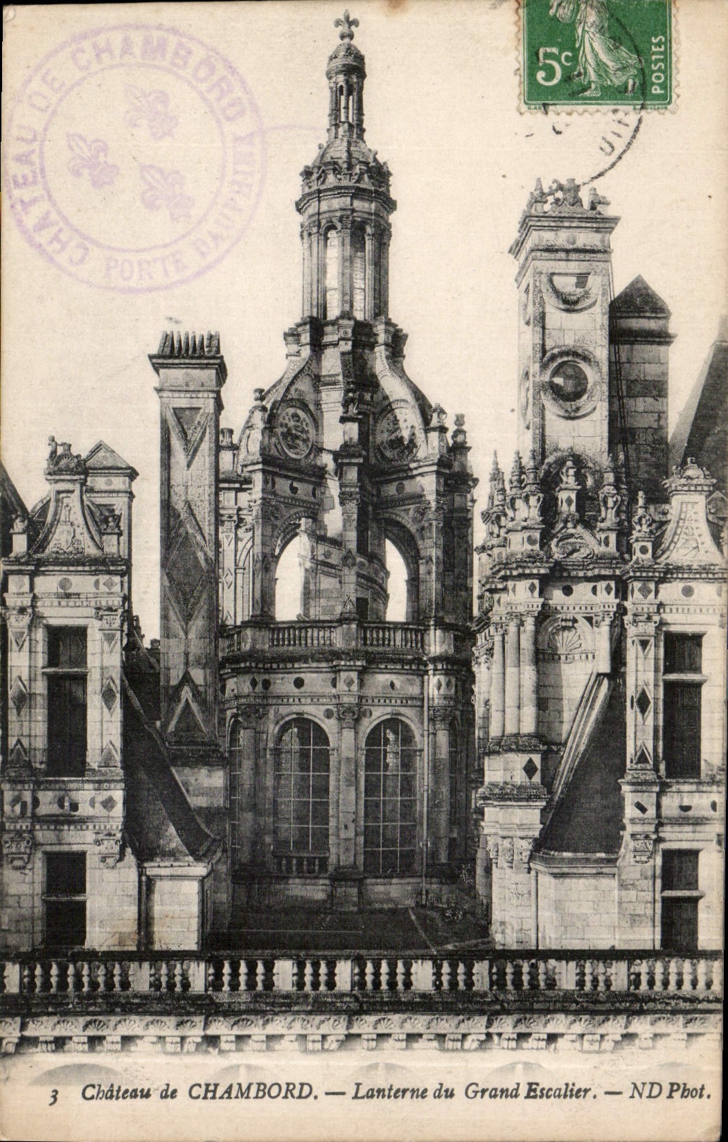CPA Chateau de Chambord Lanterne du Grand Escalier 