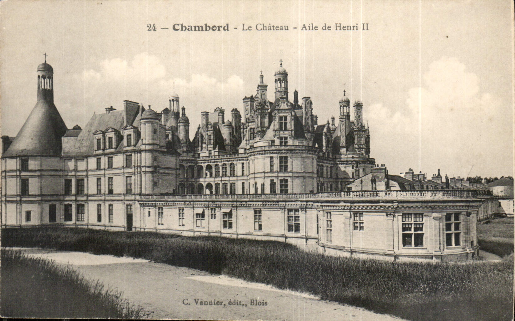 CPA Chambord Le Chateau Aile de Henri II 