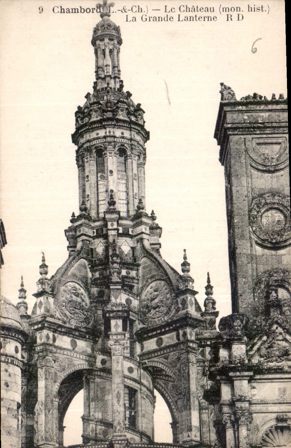 CPA Chambord L et Ch Le Chateau mon his La Grande Laterne