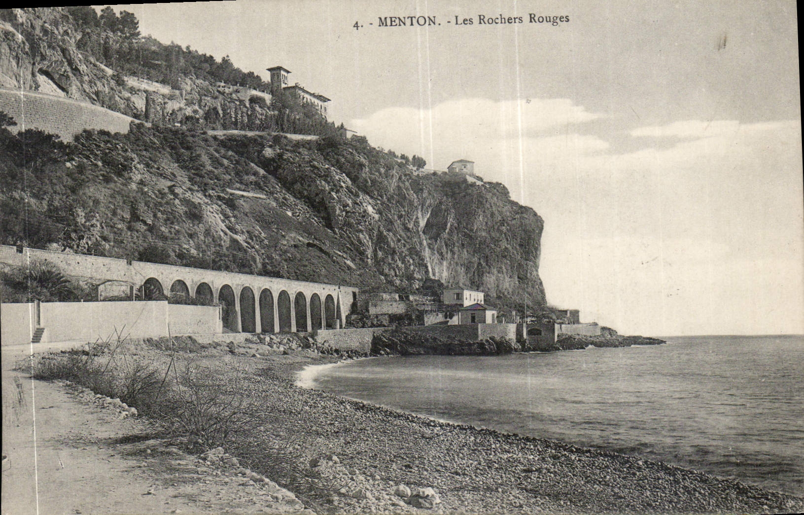 CPA Menton les Rochers Rouges 