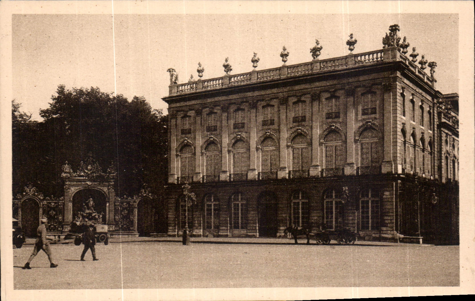 CPA Nancy la Ville aux Portes d'Or le Theatre 