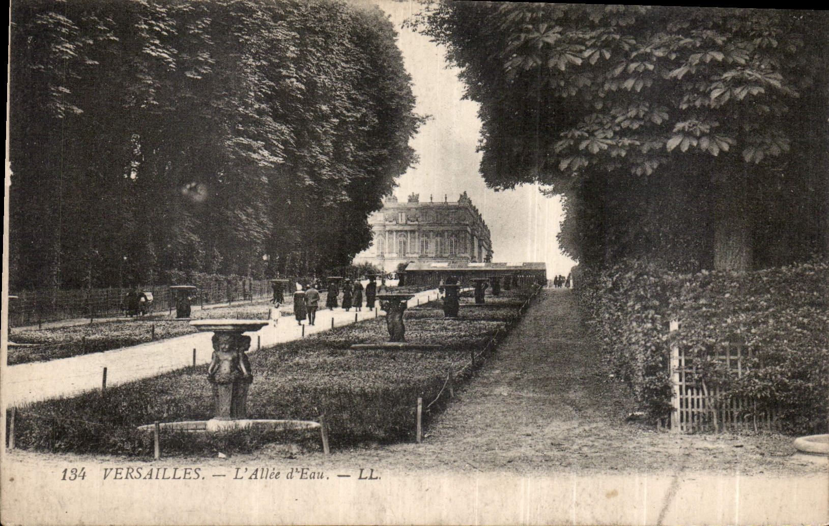 CPA Versailles l'Allee d'Eau 