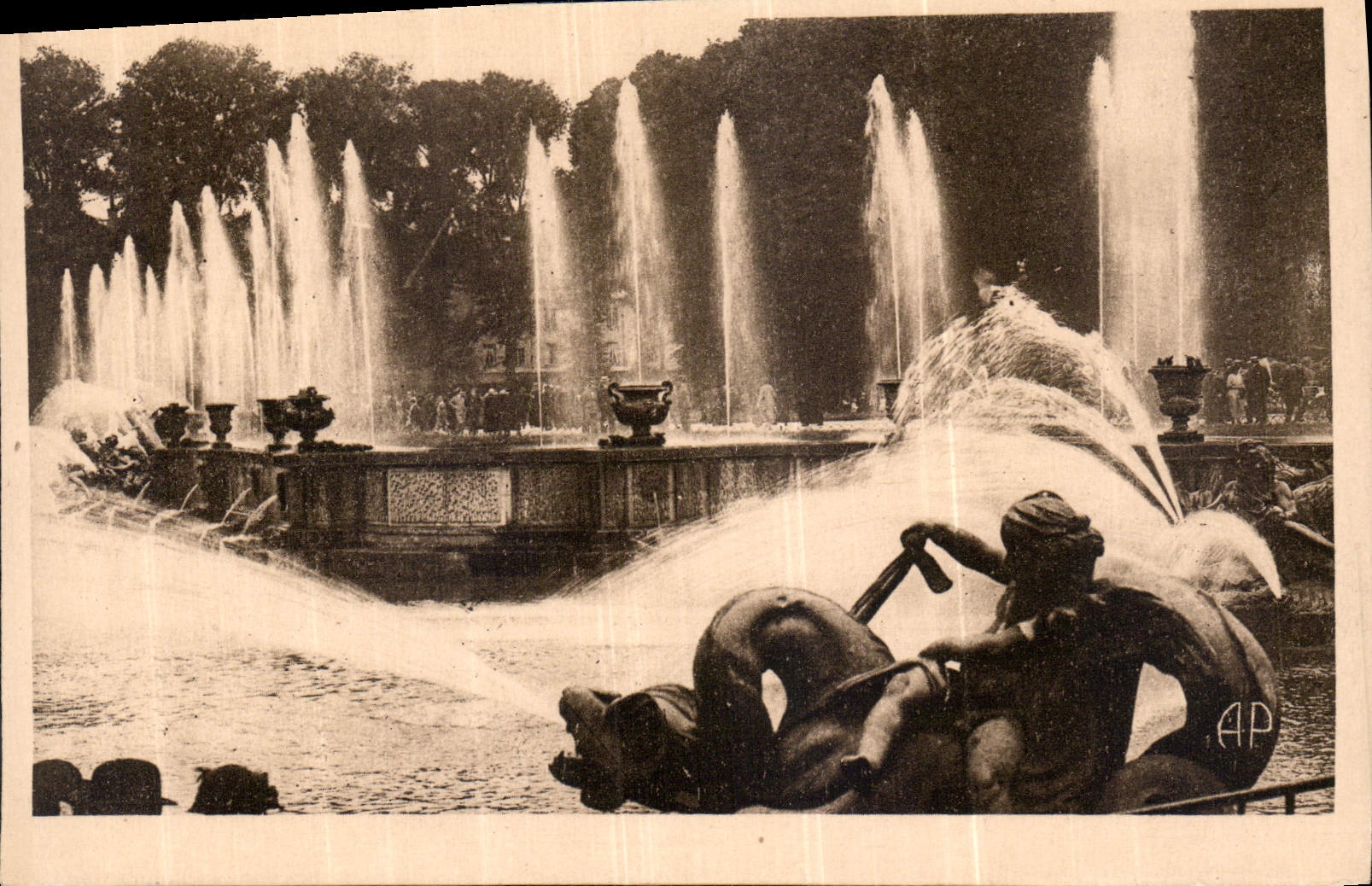 CPA Parc de Versailles le Bassin de Neptune et les Grandes Eaux