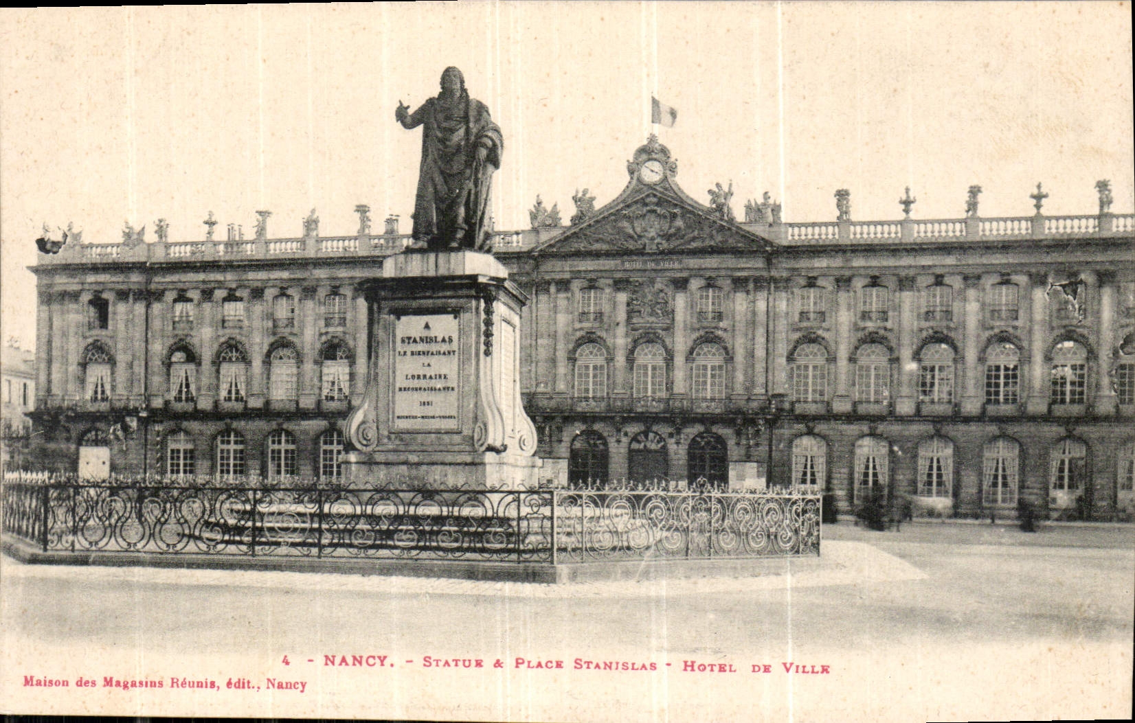 CPA Nancy Statue et Place Stanislas Hotel de Ville 