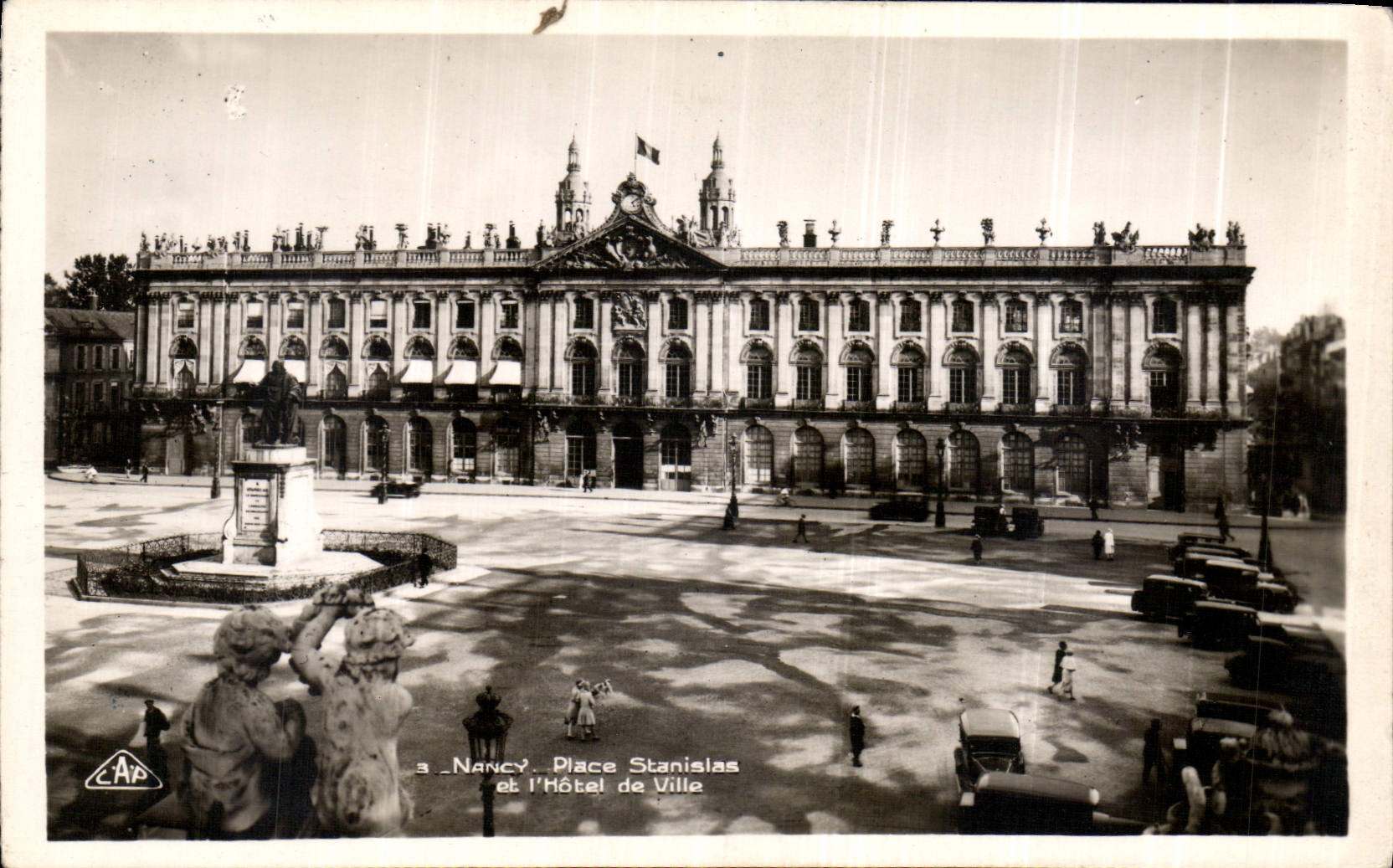 CPA Nancy Place Stanislas et l'hotel de ville 