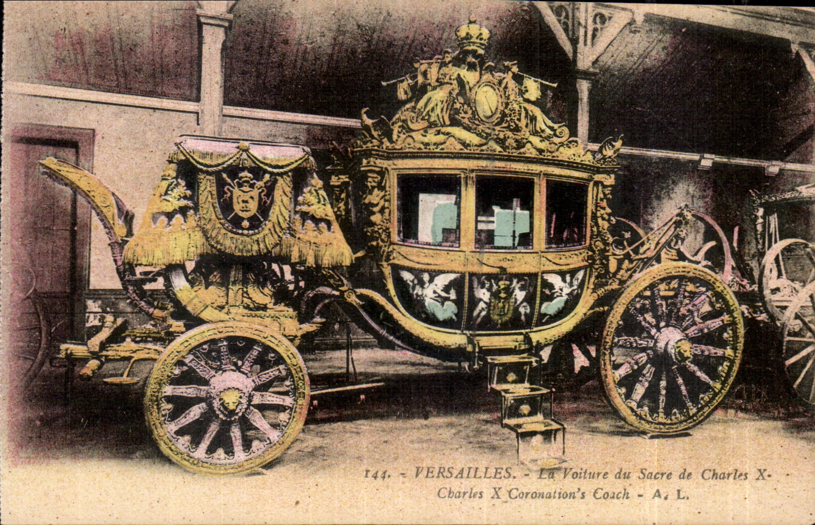 CPA Versailles La Voiture du Sacre de Charles X 