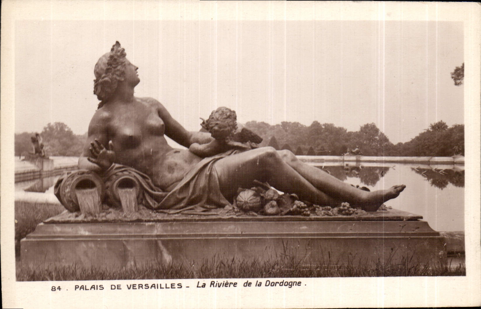 CPA Palais de Versailles La Riviere de la Dordogne 