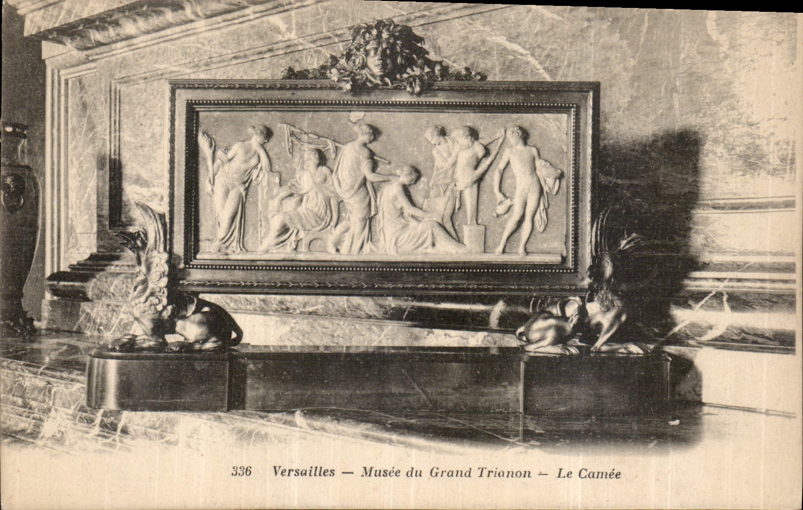 CPA Versailles Musee du Grand Trianon Le Camee 