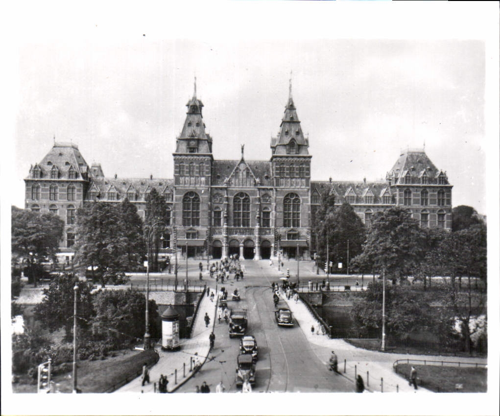 CPM Amsterdam Musee National 