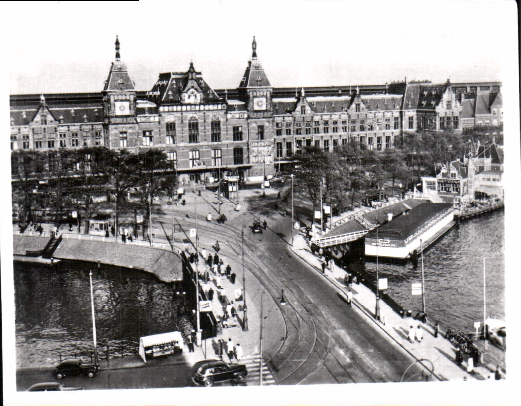 CPM Amsterdam la Gare Centrale 