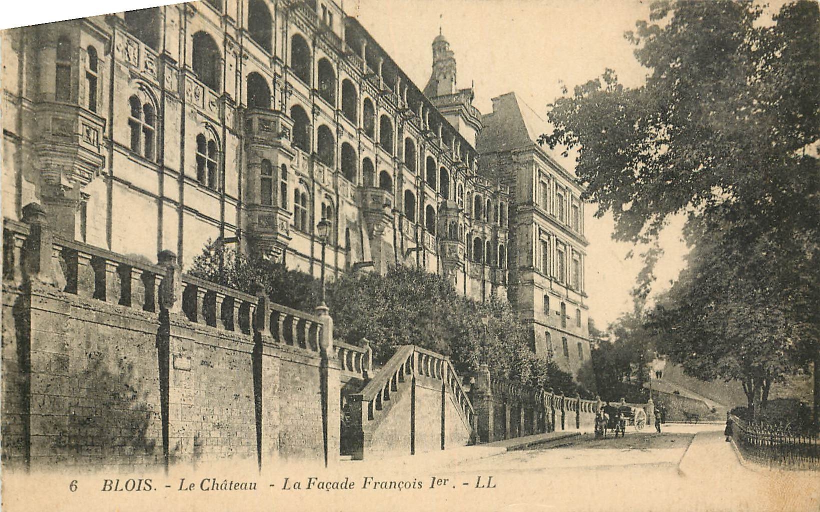 CPA Blois Le Chateau La Facade Francois 1er