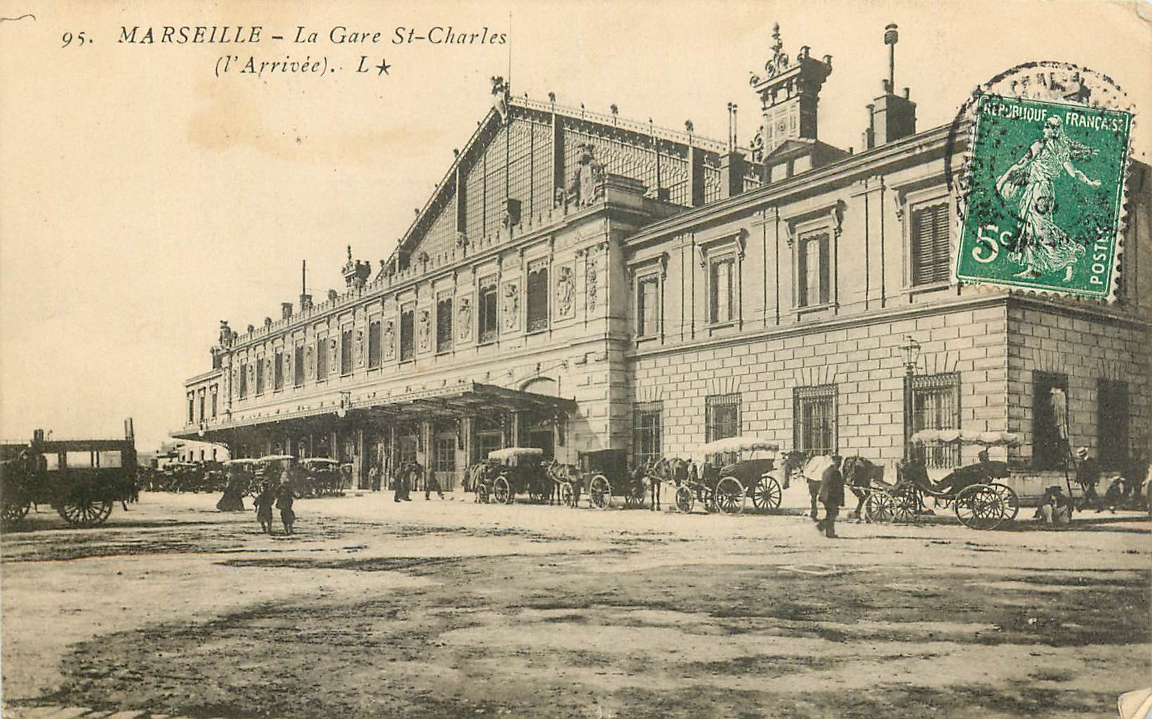 CPA Marseille La Gare St Charles l'Arrivee