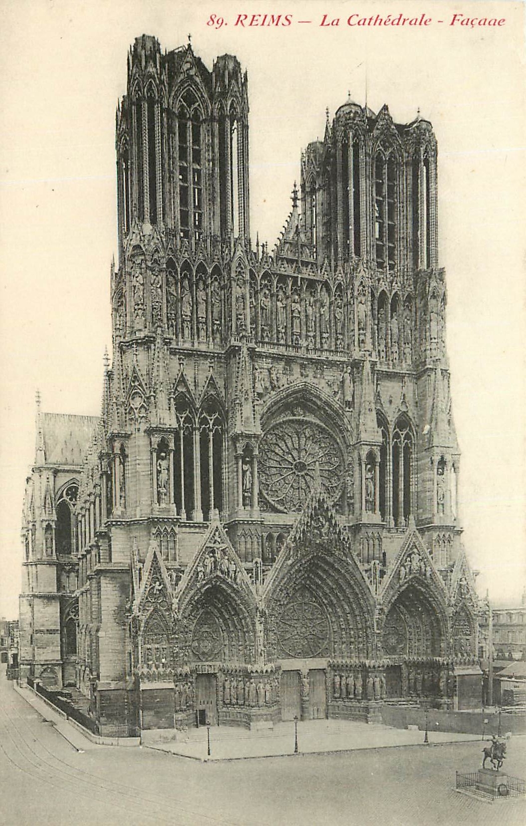 CPA Reims La Cathedrale Facade 