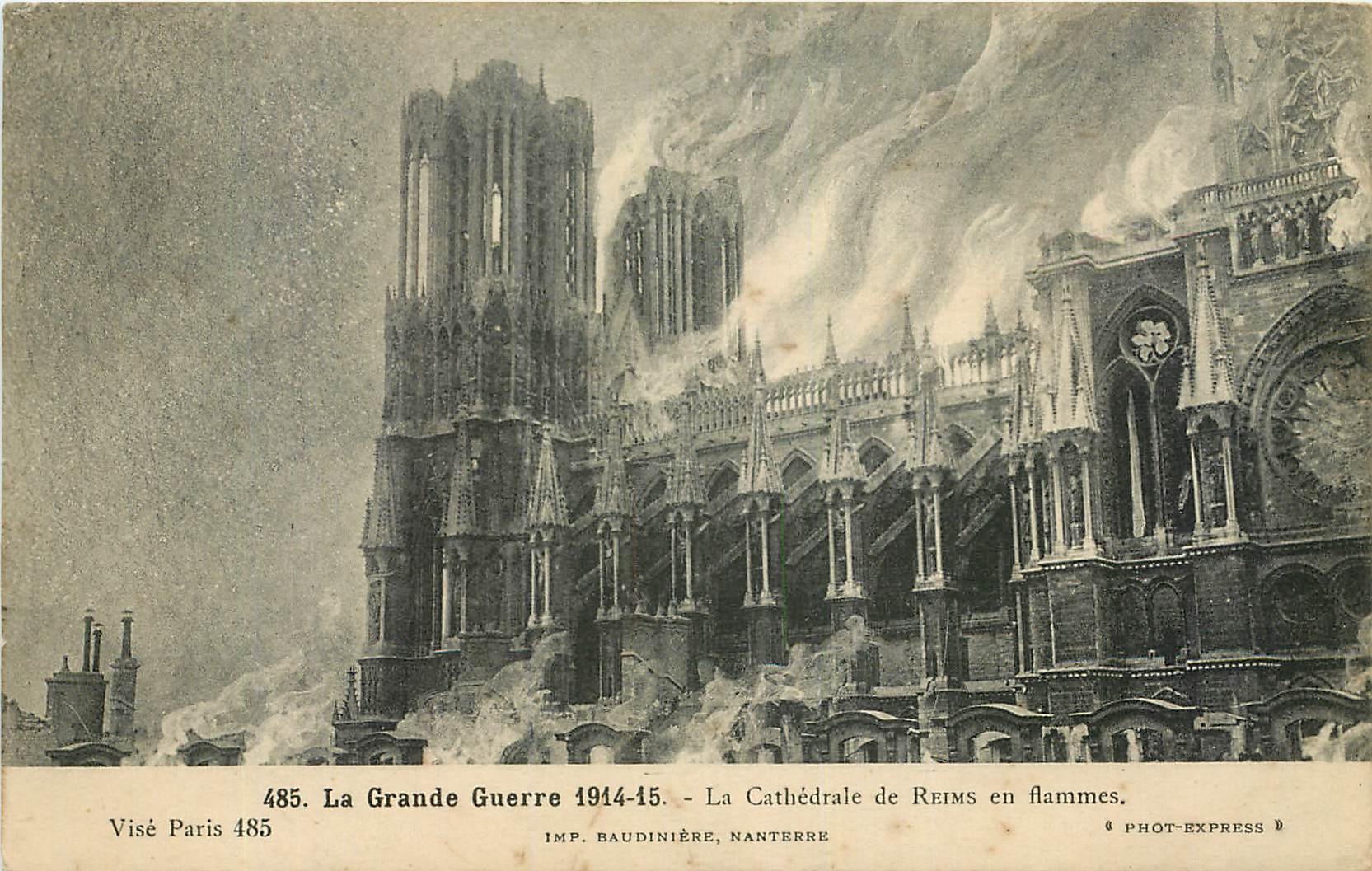 CPA La Grande Guerre 1914-15 La Cathedrale de Reims en flammes