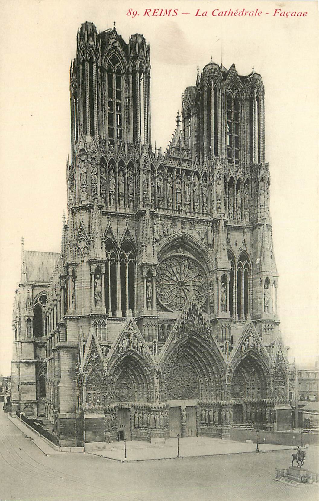 CPA Reims la Cathedrale Facade 