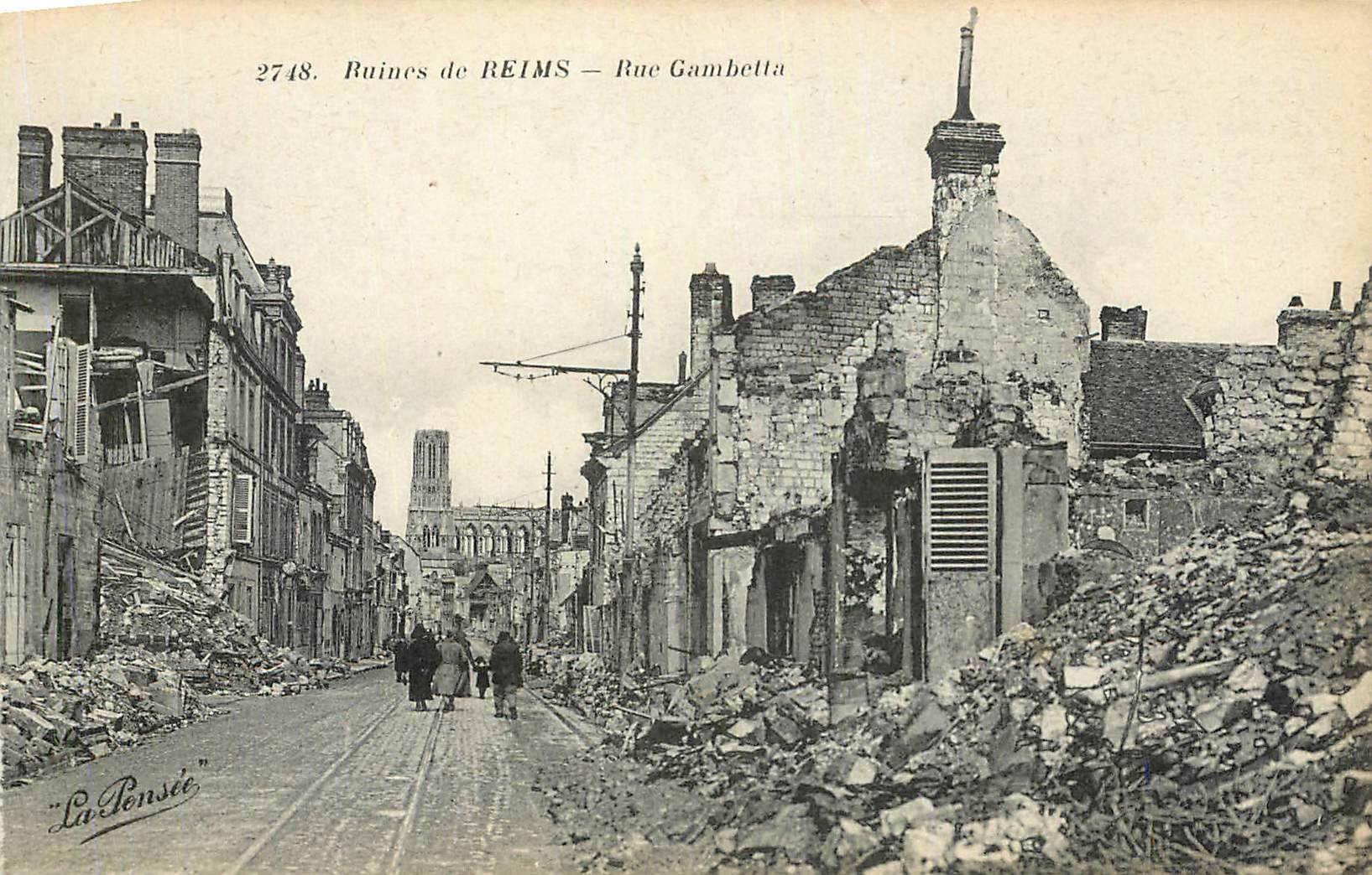 CPA Ruines de Reims Rue Gambetta 