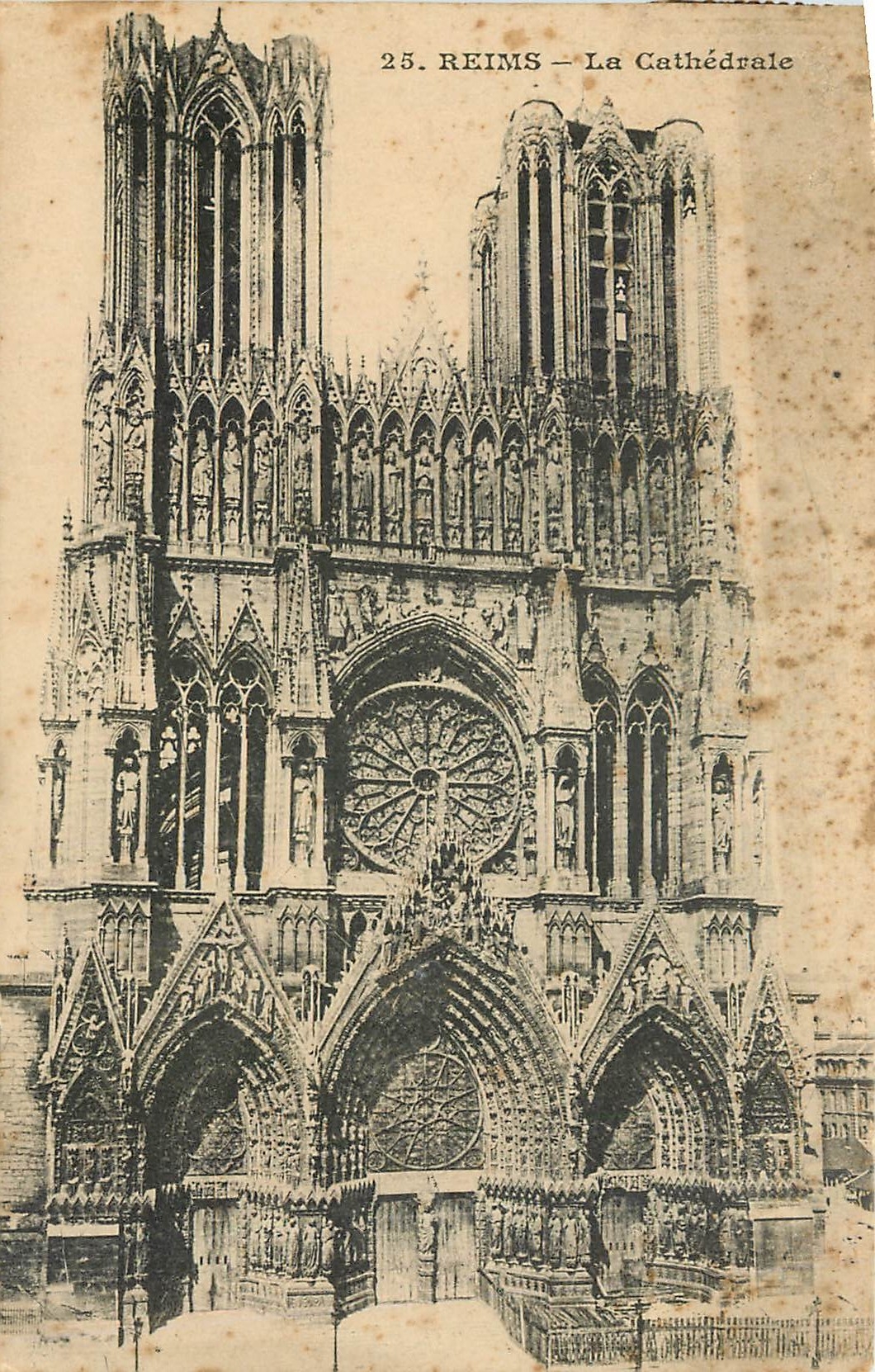 CPA Reims la Cathedrale 