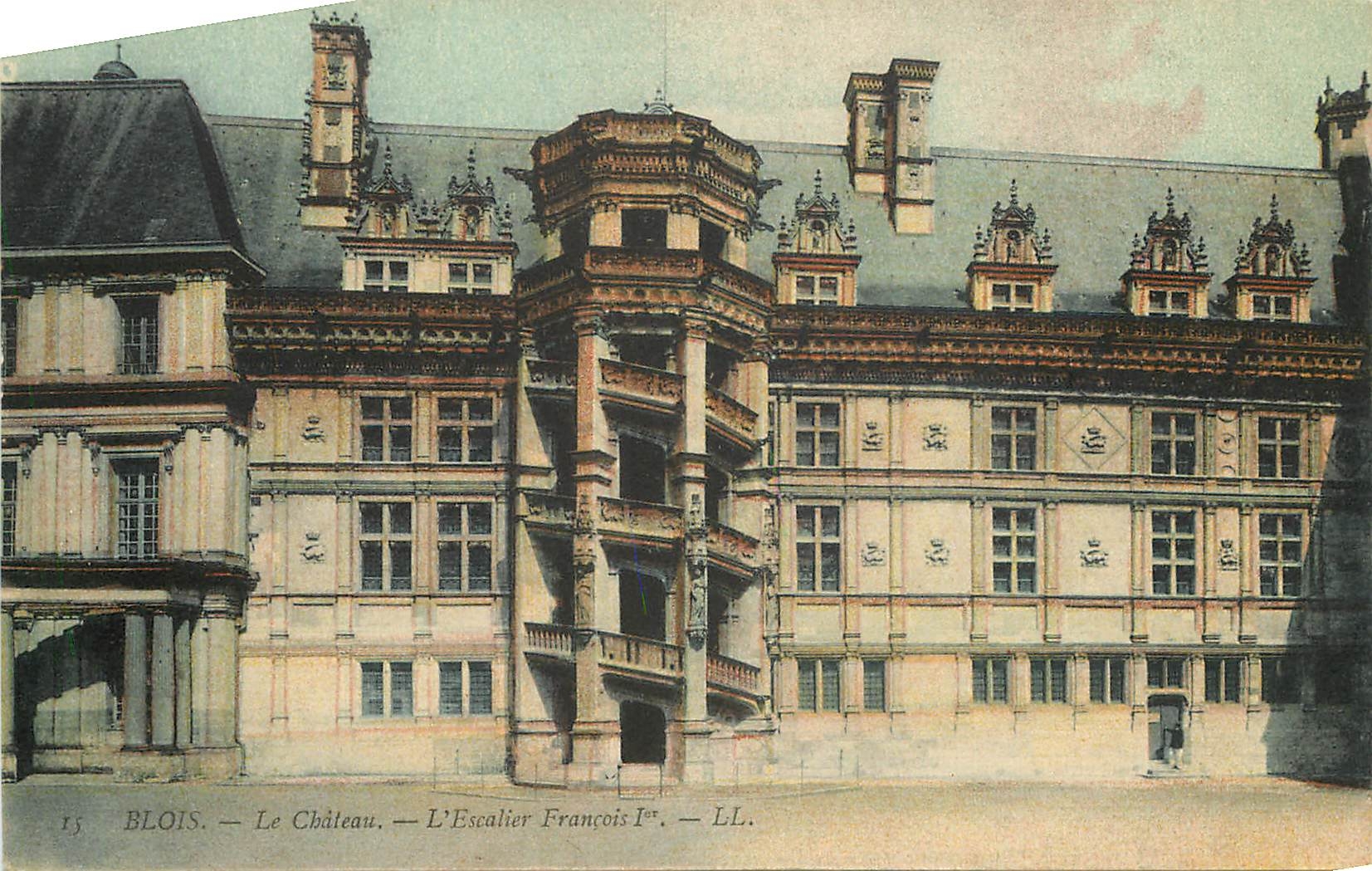 CPA Blois le Chateau l'Escalier Francois 1er