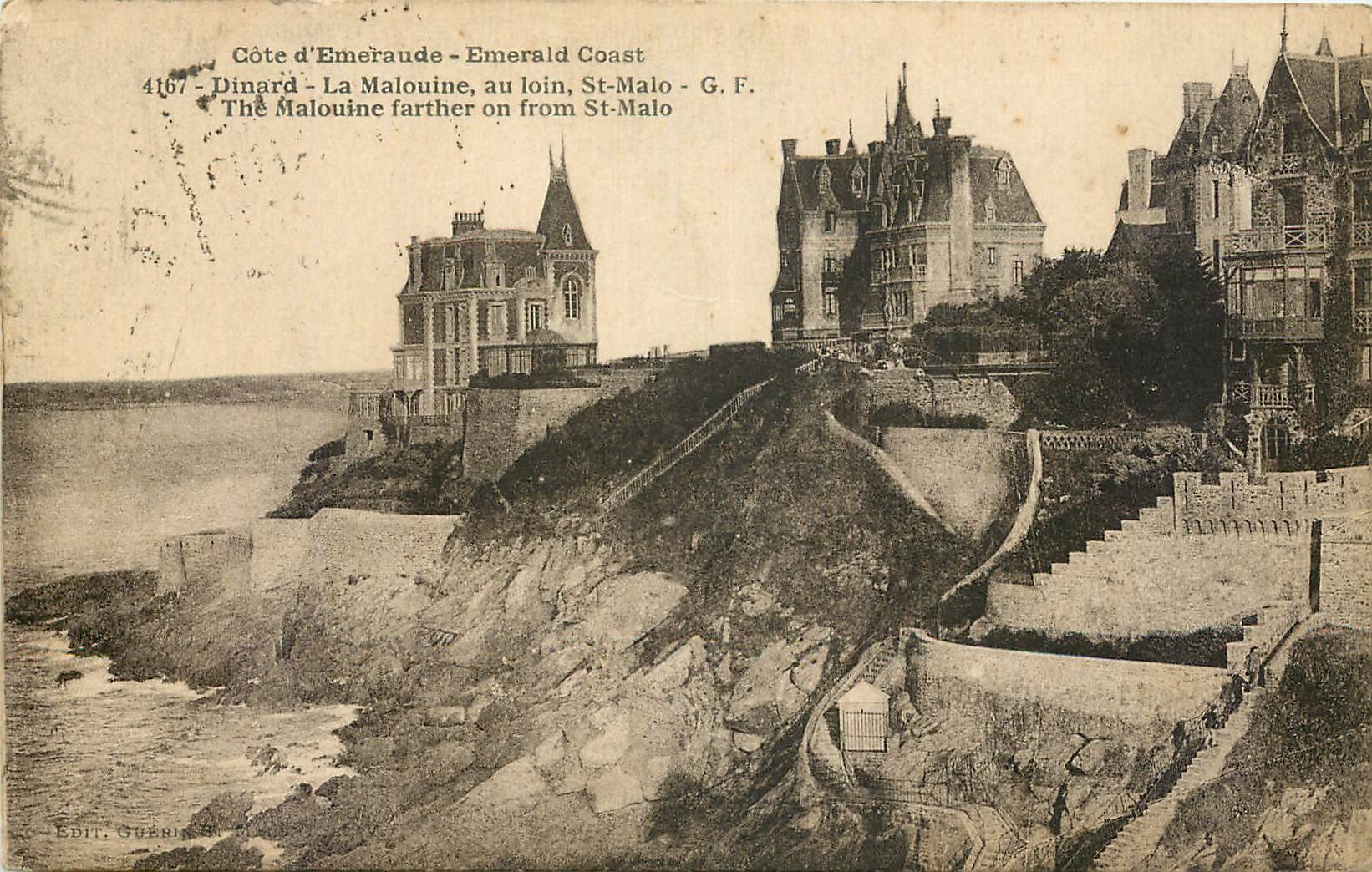 CPA Cote d'Emeraude Dinard la Malouine au loin St Malo 