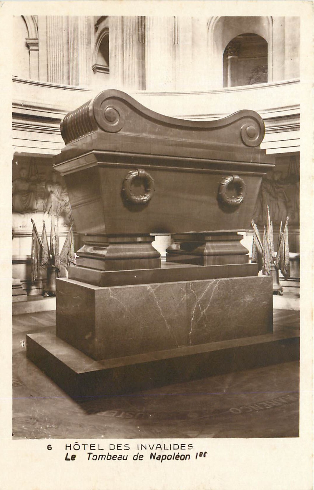 CPA Hotel des Invalides le Tombeau de Napoleon Ier