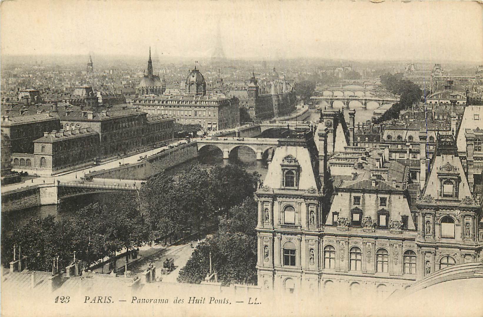 CPA Paris Panorama des huit Ponts 
