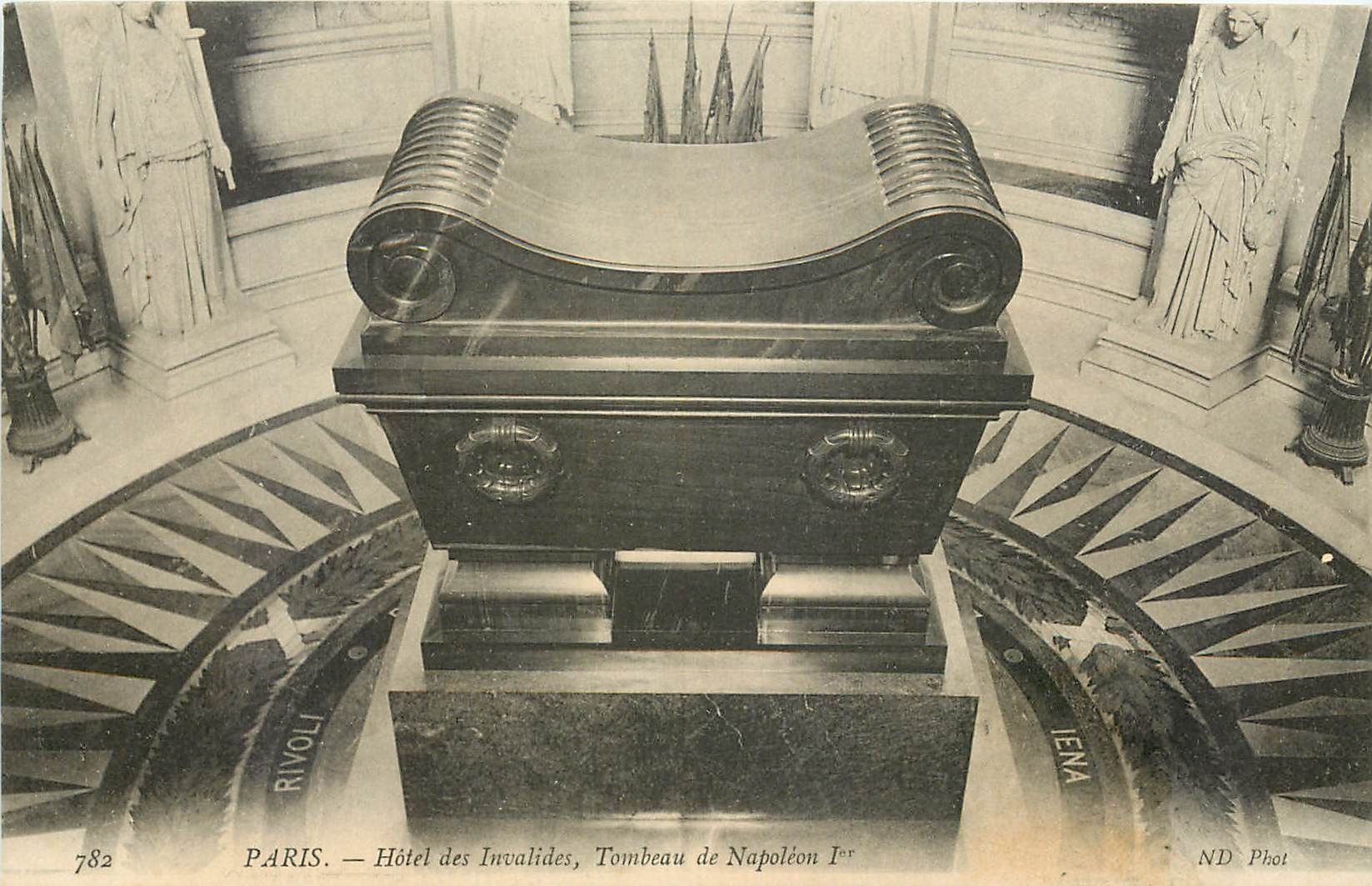 CPA Paris Hotel des Invalides Tombeau de Napoleon 1er