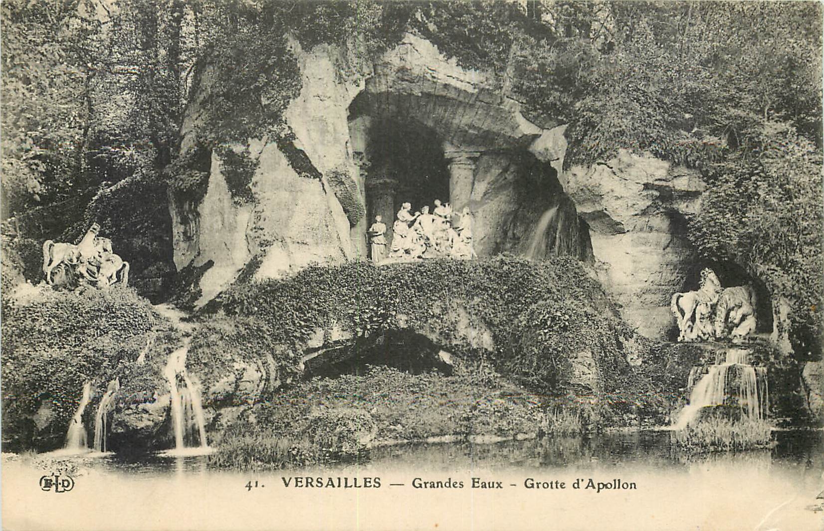 CPA Versailles Grandes Eaux Grotte d'Apollon