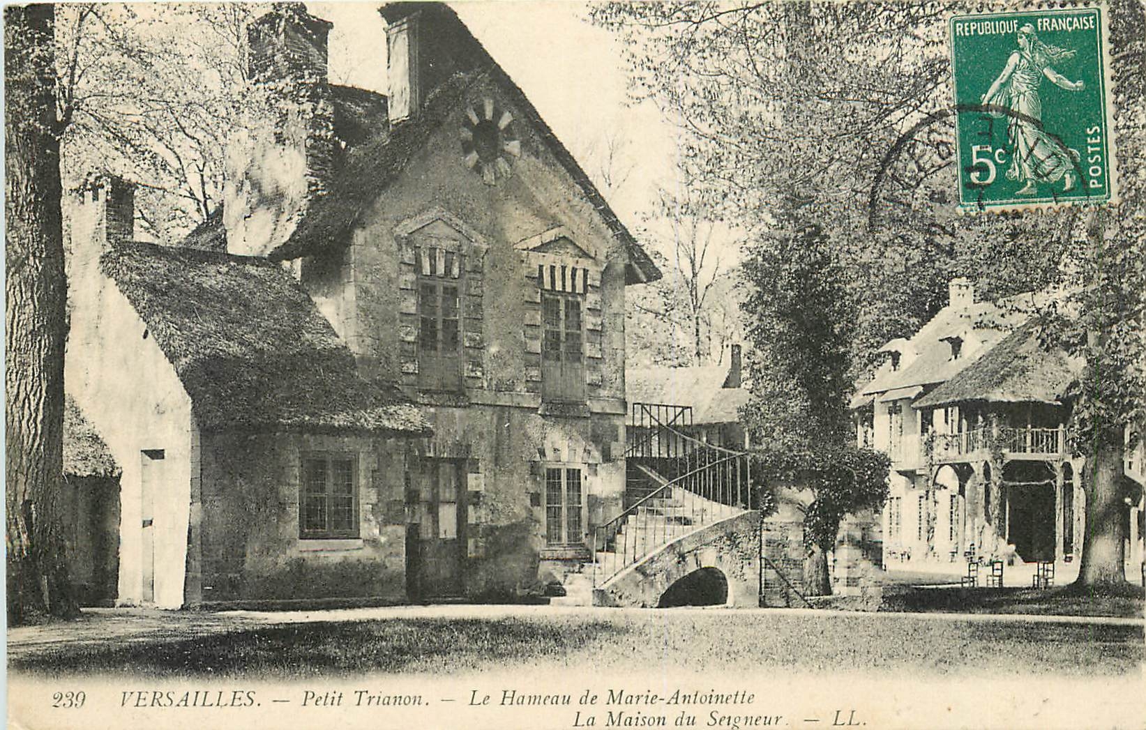 CPA Versailles Petit Trianon Le Hameau de Marie Antoinette La Maison du Segneur 