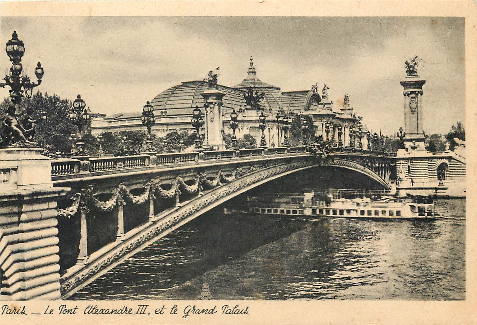 CPA Paris le Pont Alexandre III et le Grand Palais 