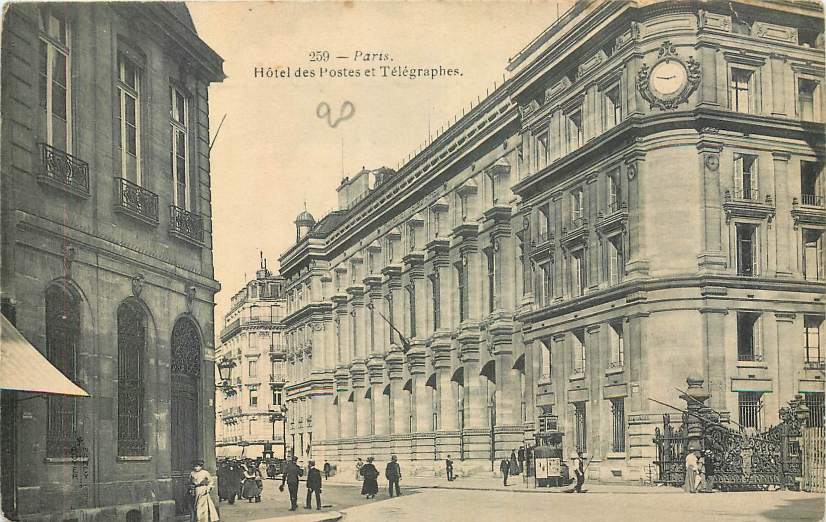 CPA Paris Hotel des Postes et Telegraphes