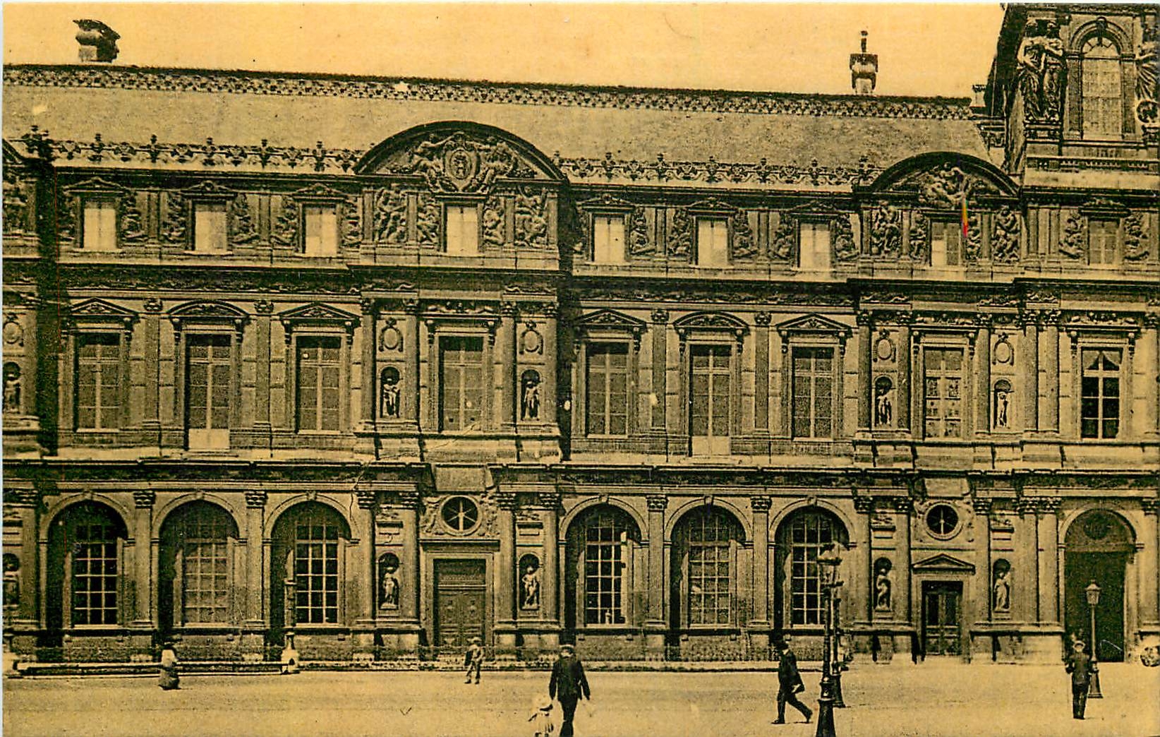 CPA Lescot Pierre Facade du Palais du Louvre Paris 