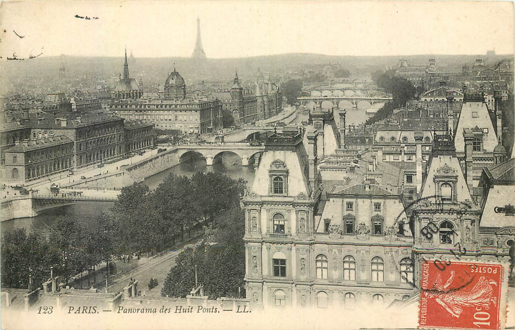 CPA Paris Panorama des Huit Ponts 