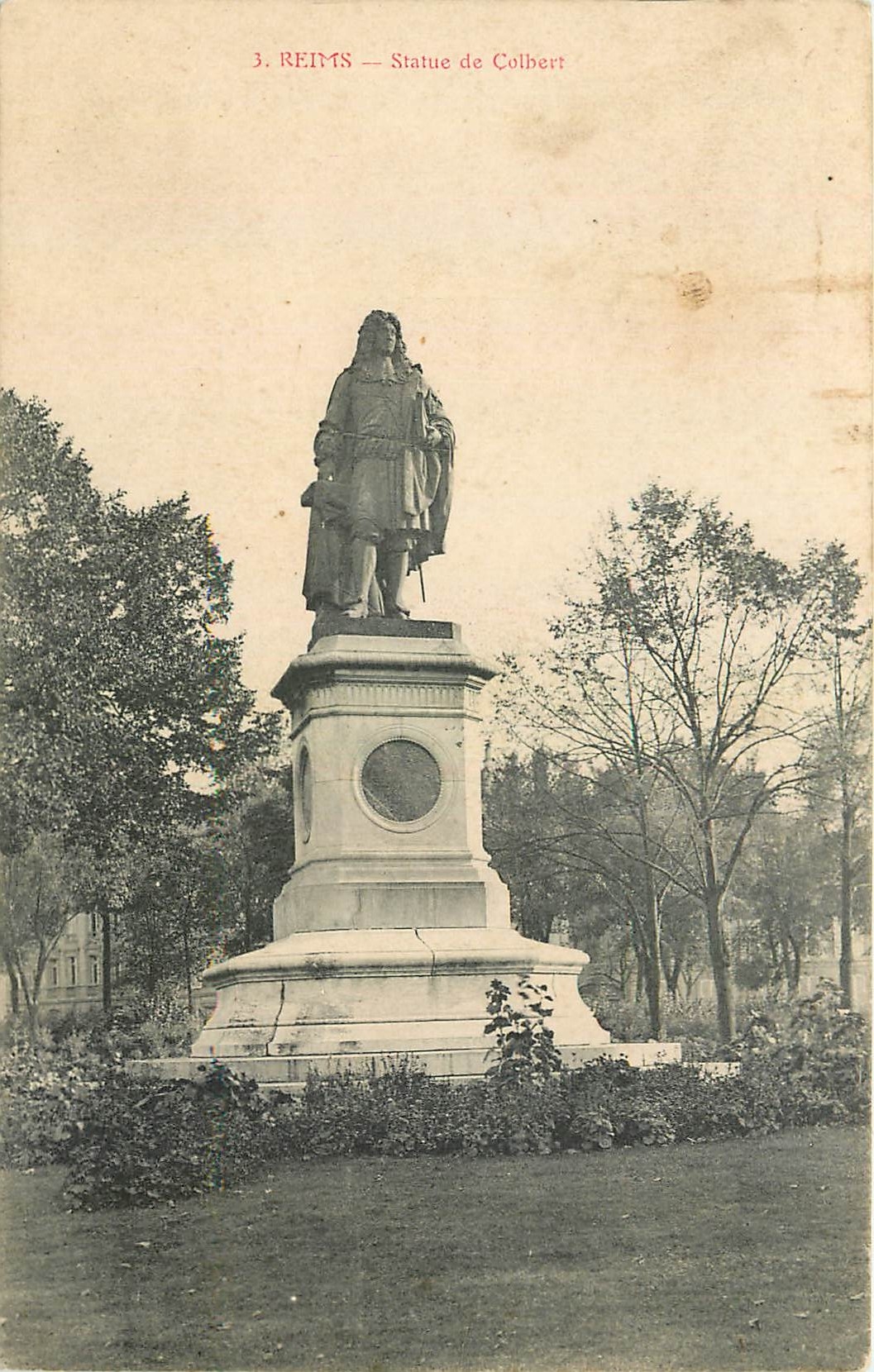 CPA Reims Statue de Colbert 