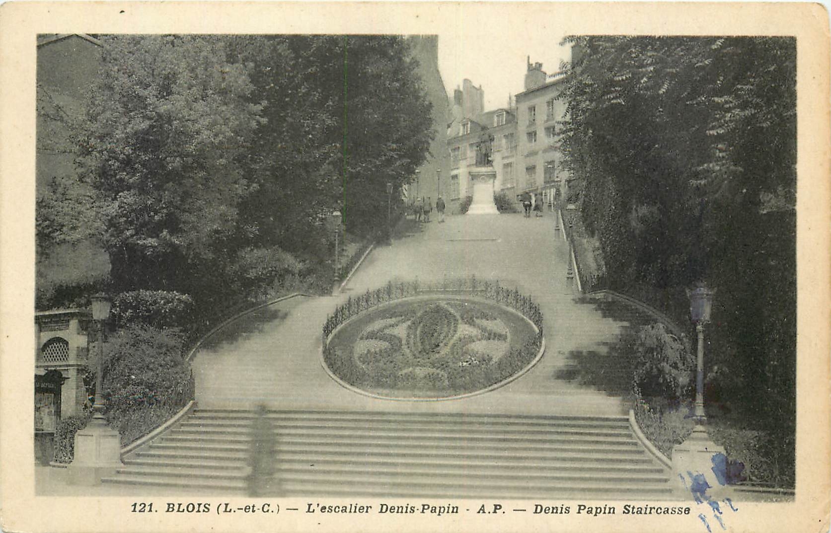 CPA Blois L et C L'Escalier Denis Papin 