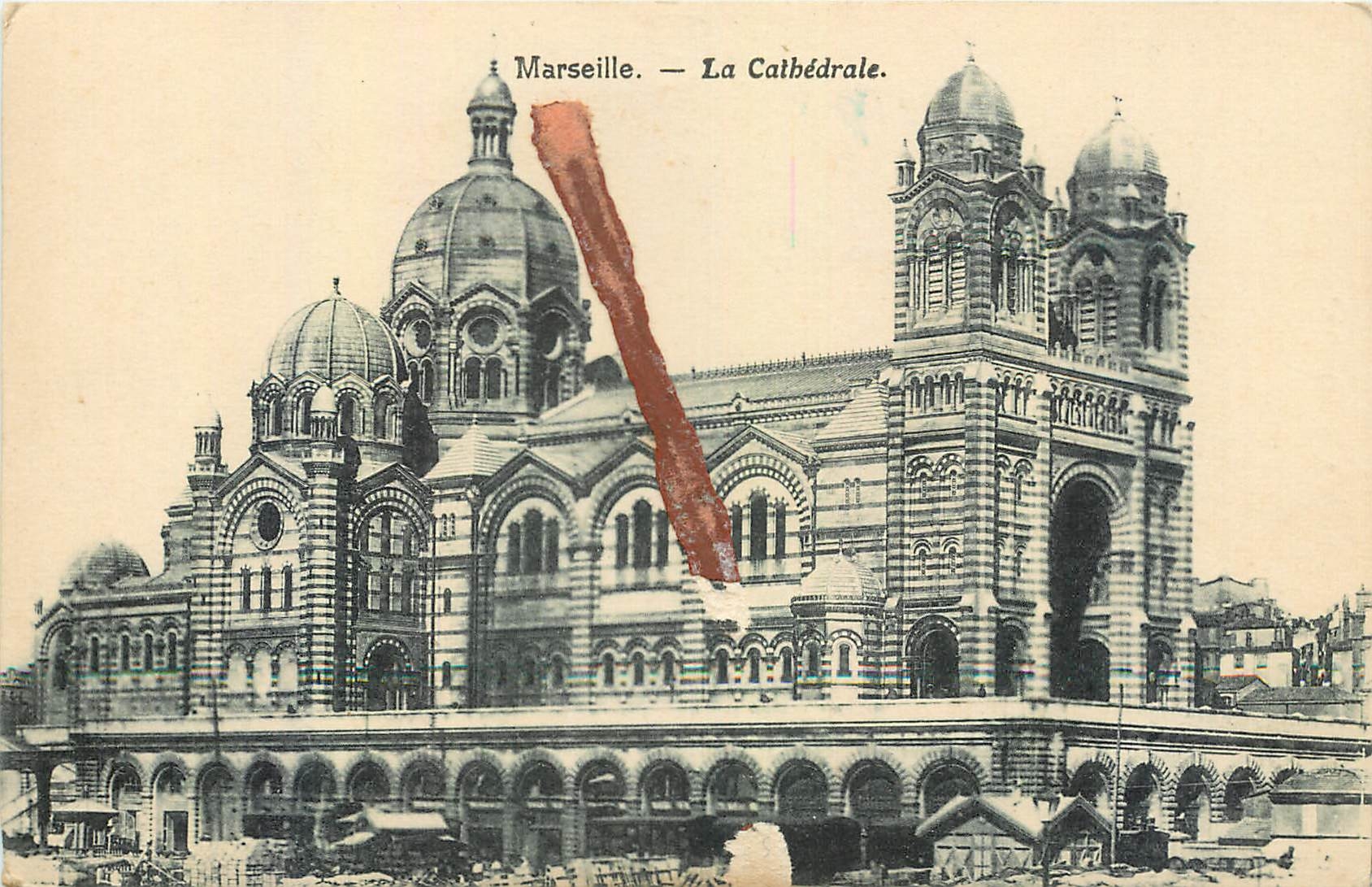 CPA Marseille La Cathedrale 