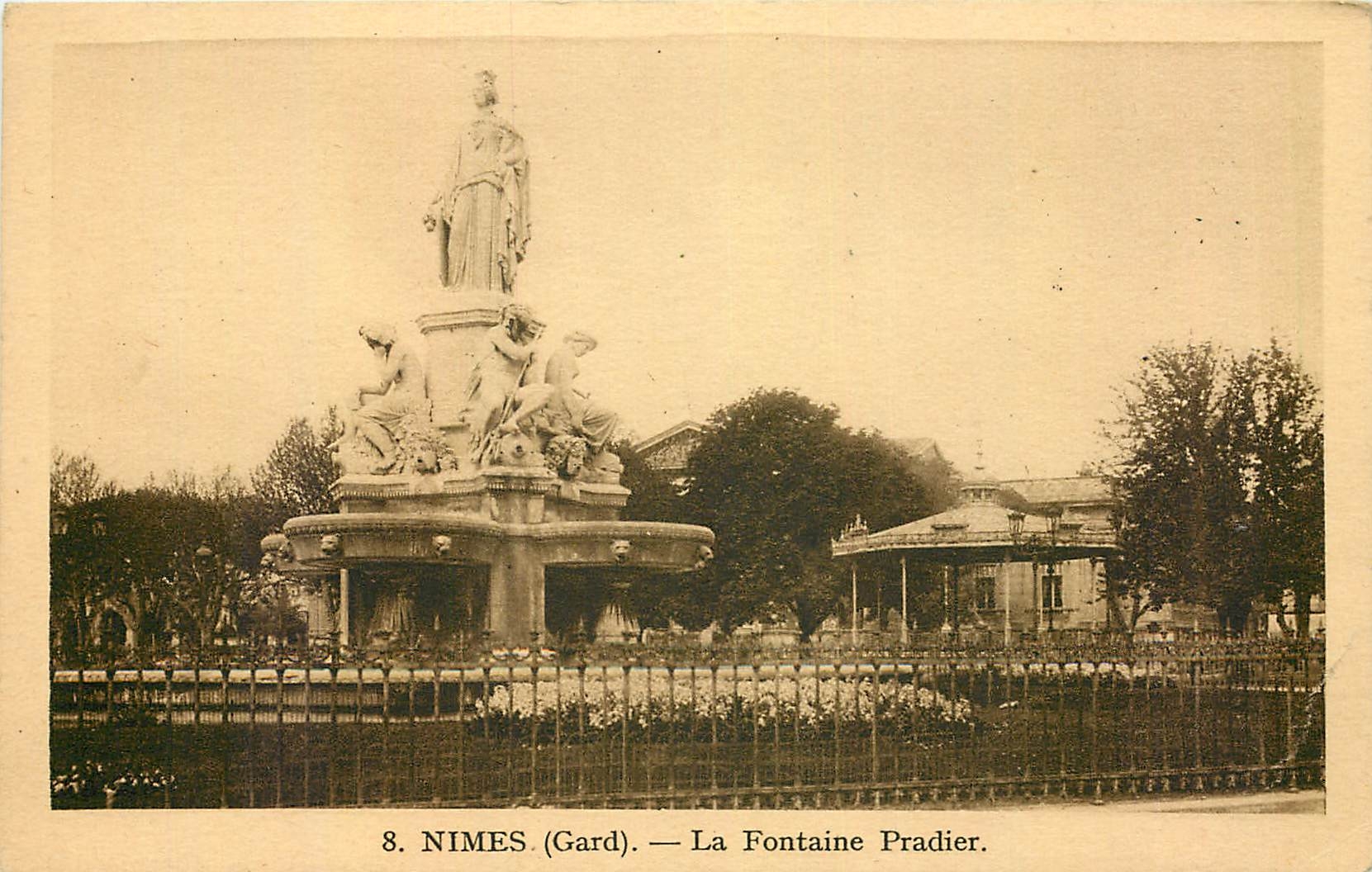 CPA Nimes Gard La Fontaine Pradier 