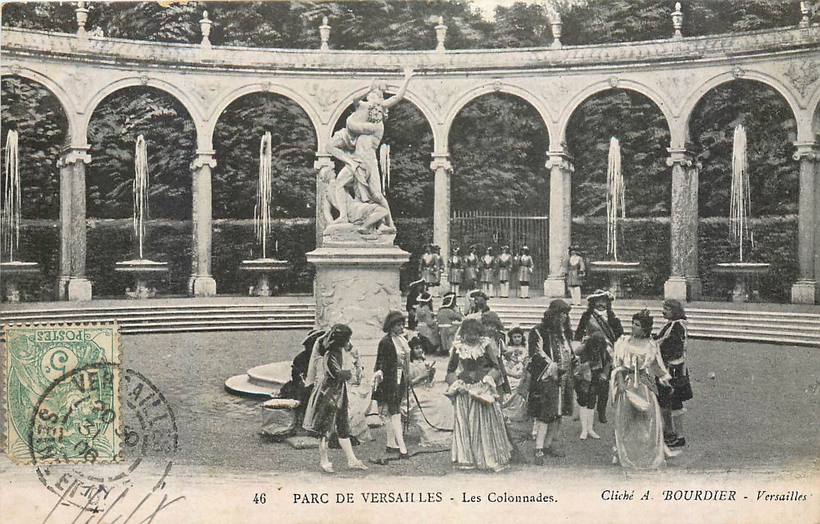 CPA Parc de Versailles les Colonnades