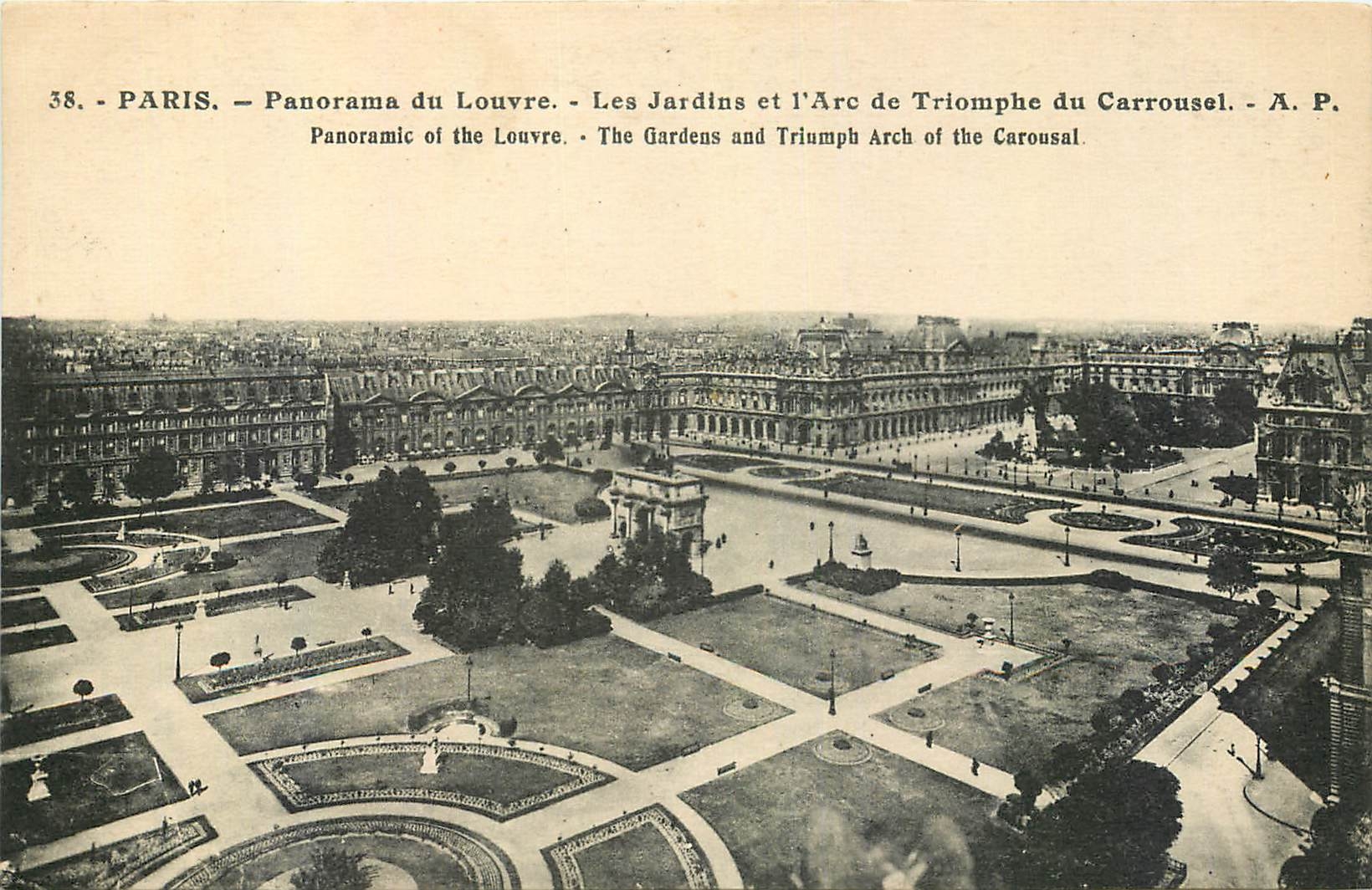 CPA Paris Panorama du Louvre Les Jardins et L'Arc de Triomphe du Carrousel