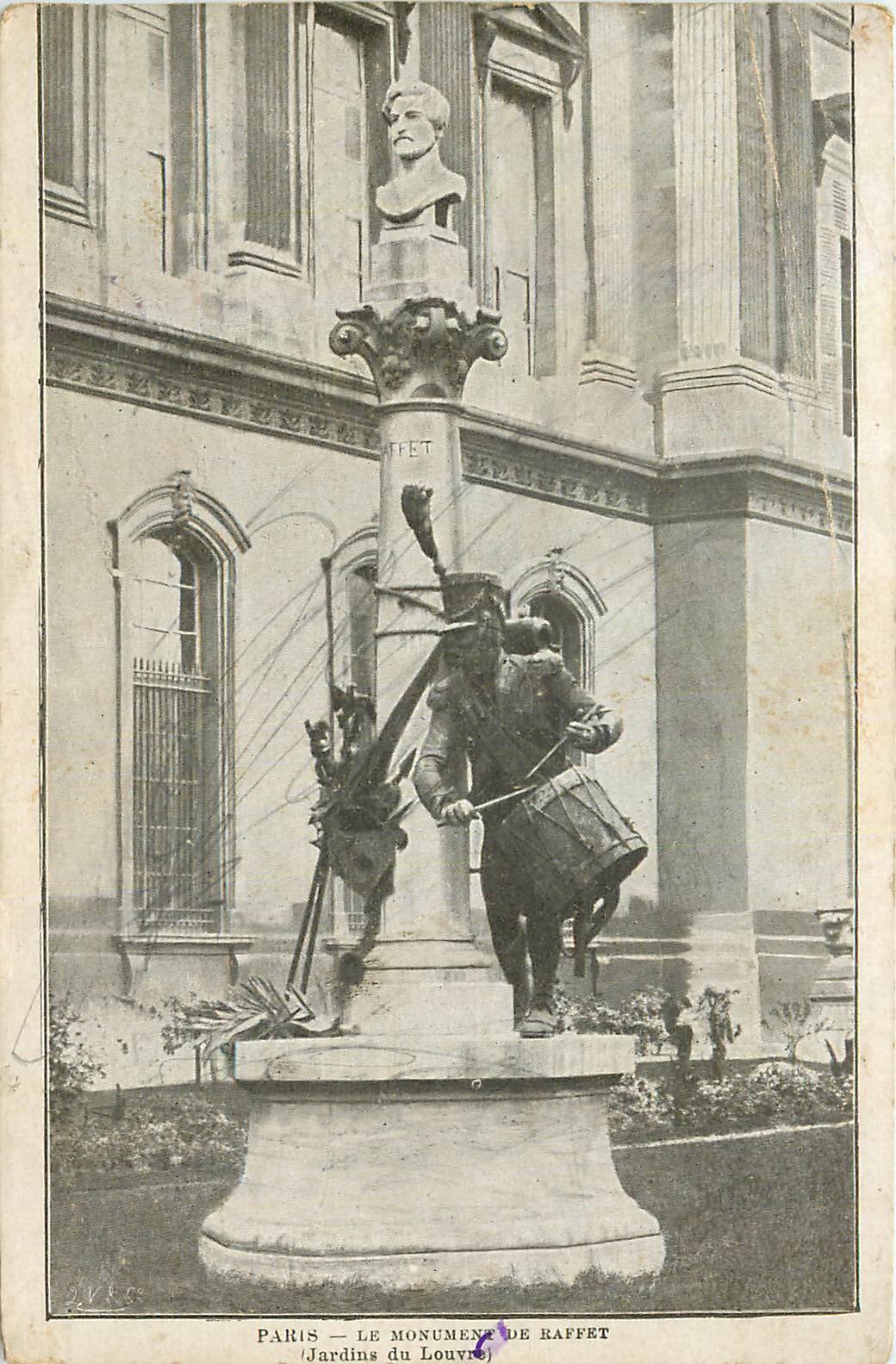 CPA Paris le monument de Saffet Jardin du louvre 