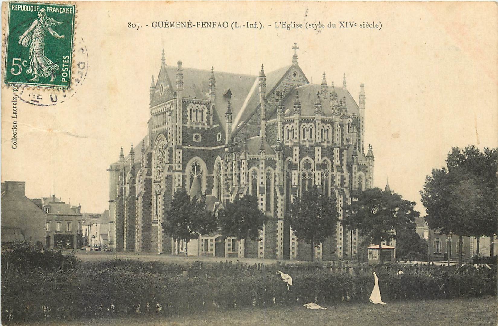 CPA Guemene Penfao L Inf l'eglise style du XIV siecle 
