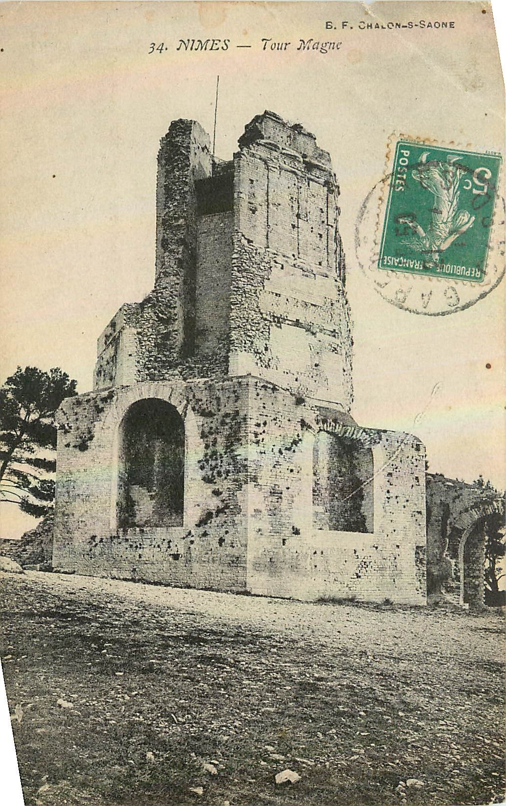 CPA Nimes Tour Magne 