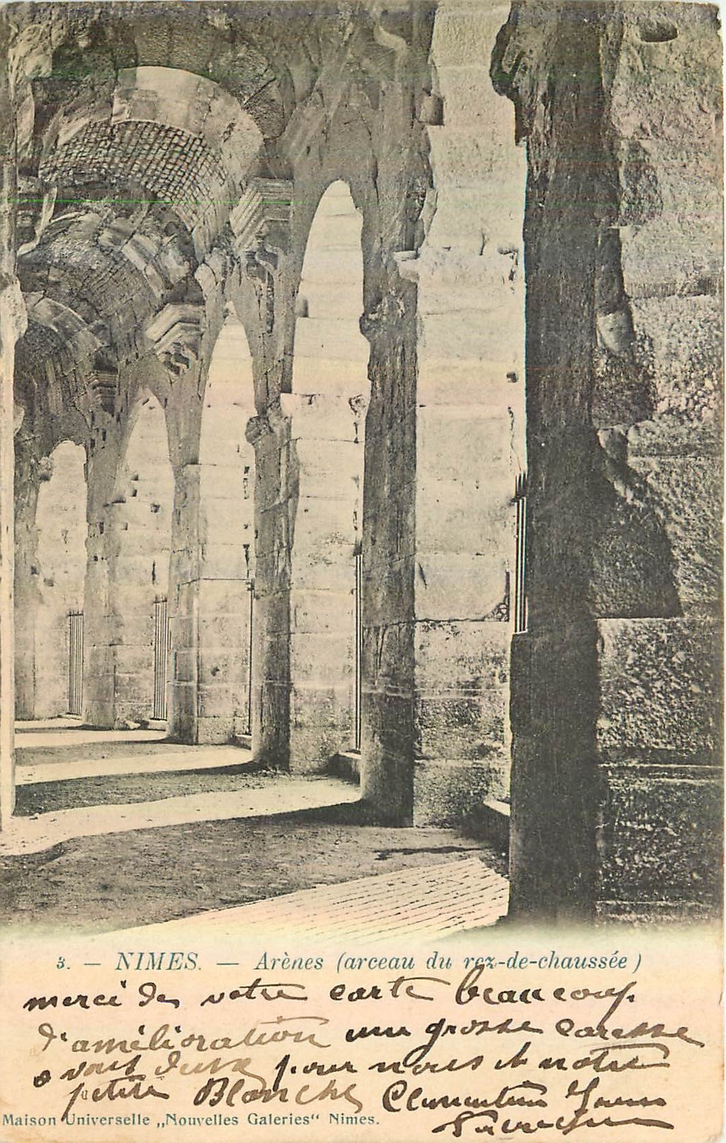 CPA Nimes Arenes arceau du rez de chaussee