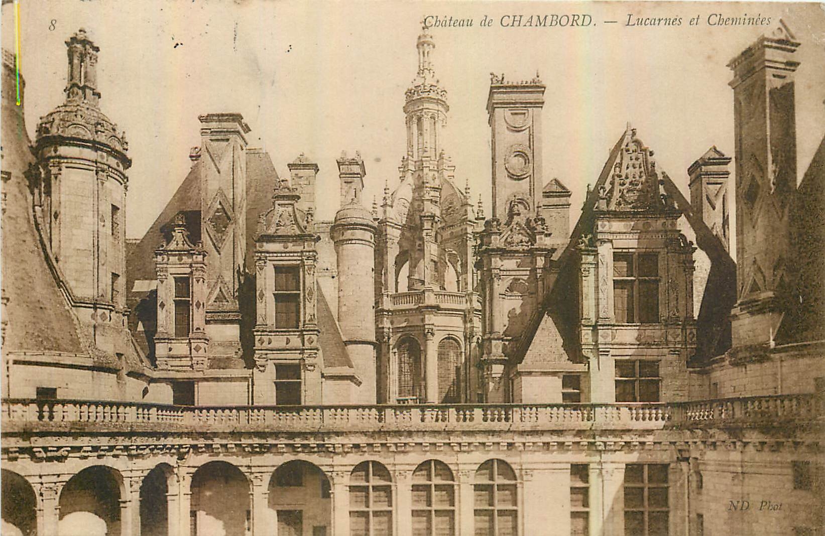 CPA Chateau de chambord Lucarnes et cheminees