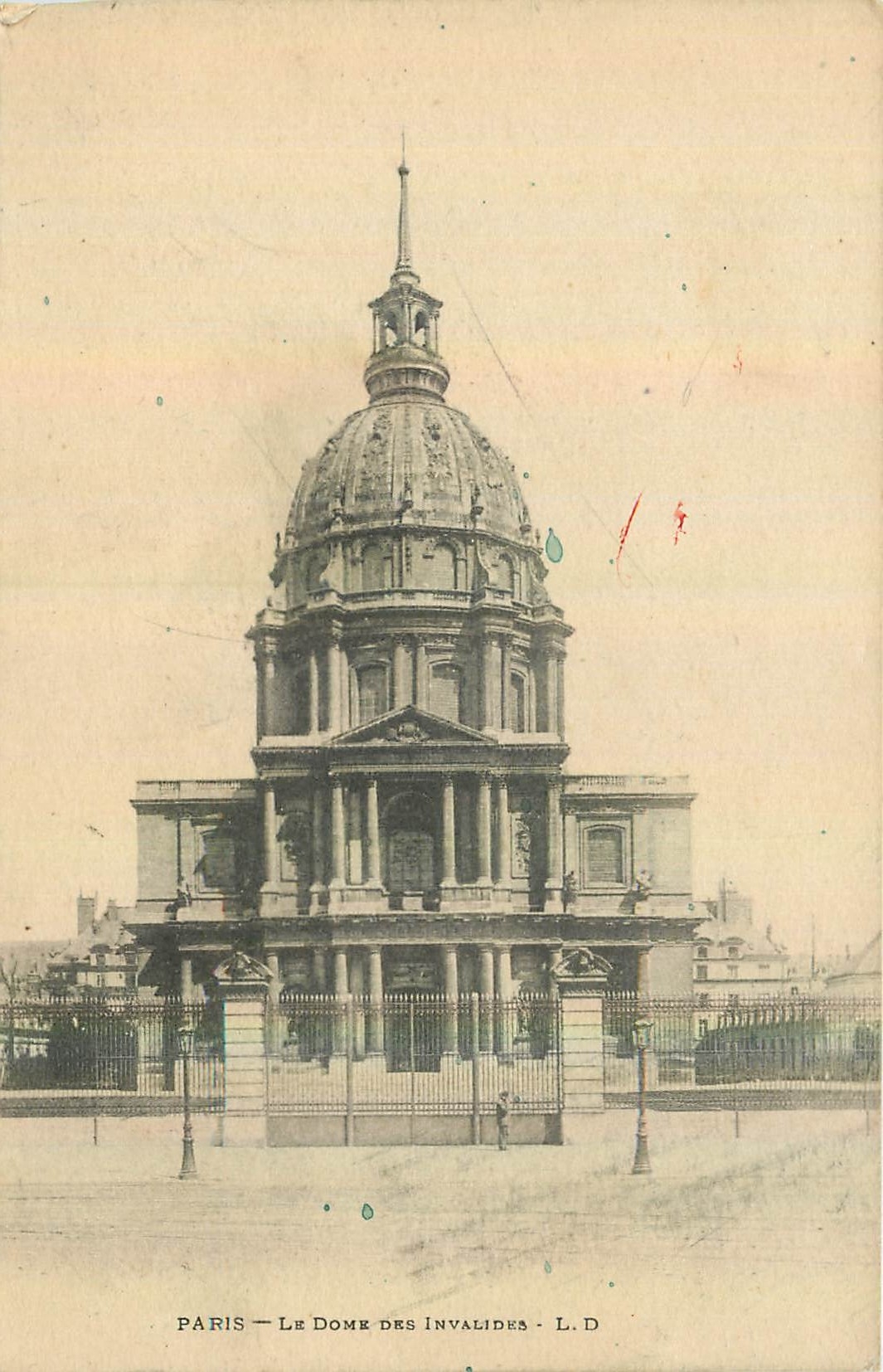 CPA Paris Le Dome des Invalides