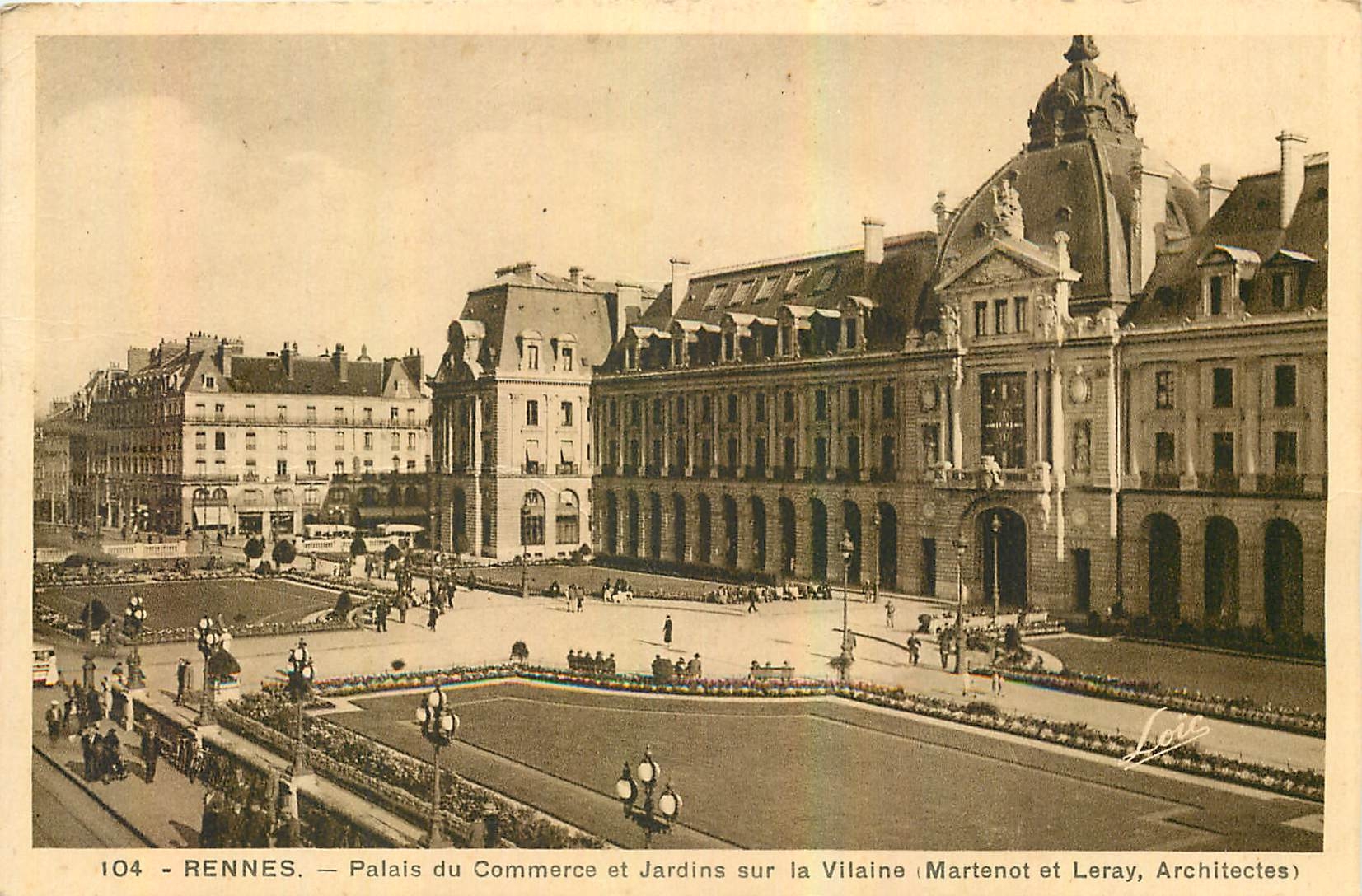 CPA Rennes Palais du Commerce et Jardins sur la Vilaine