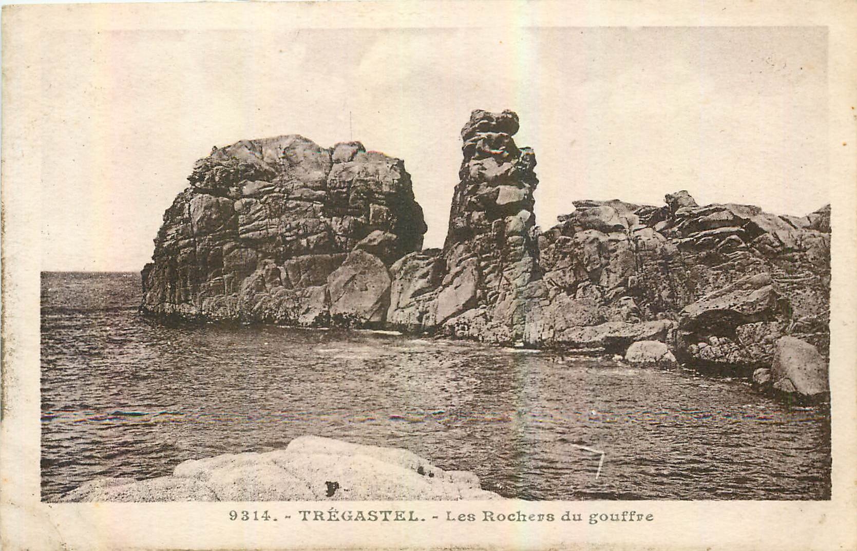 CPA Tregastel Les Rochers du gouffre 